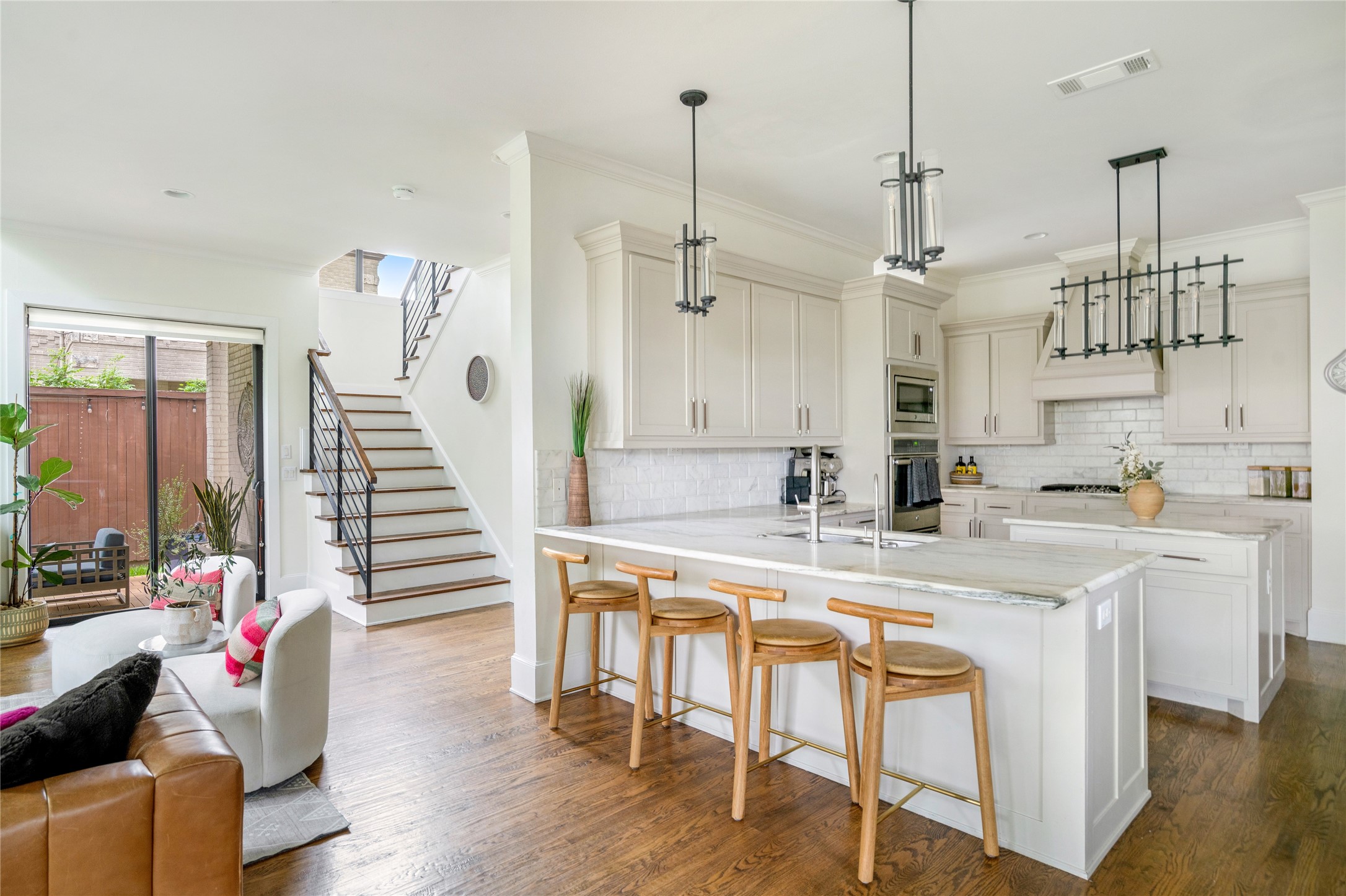 6226 Malcolm Drive