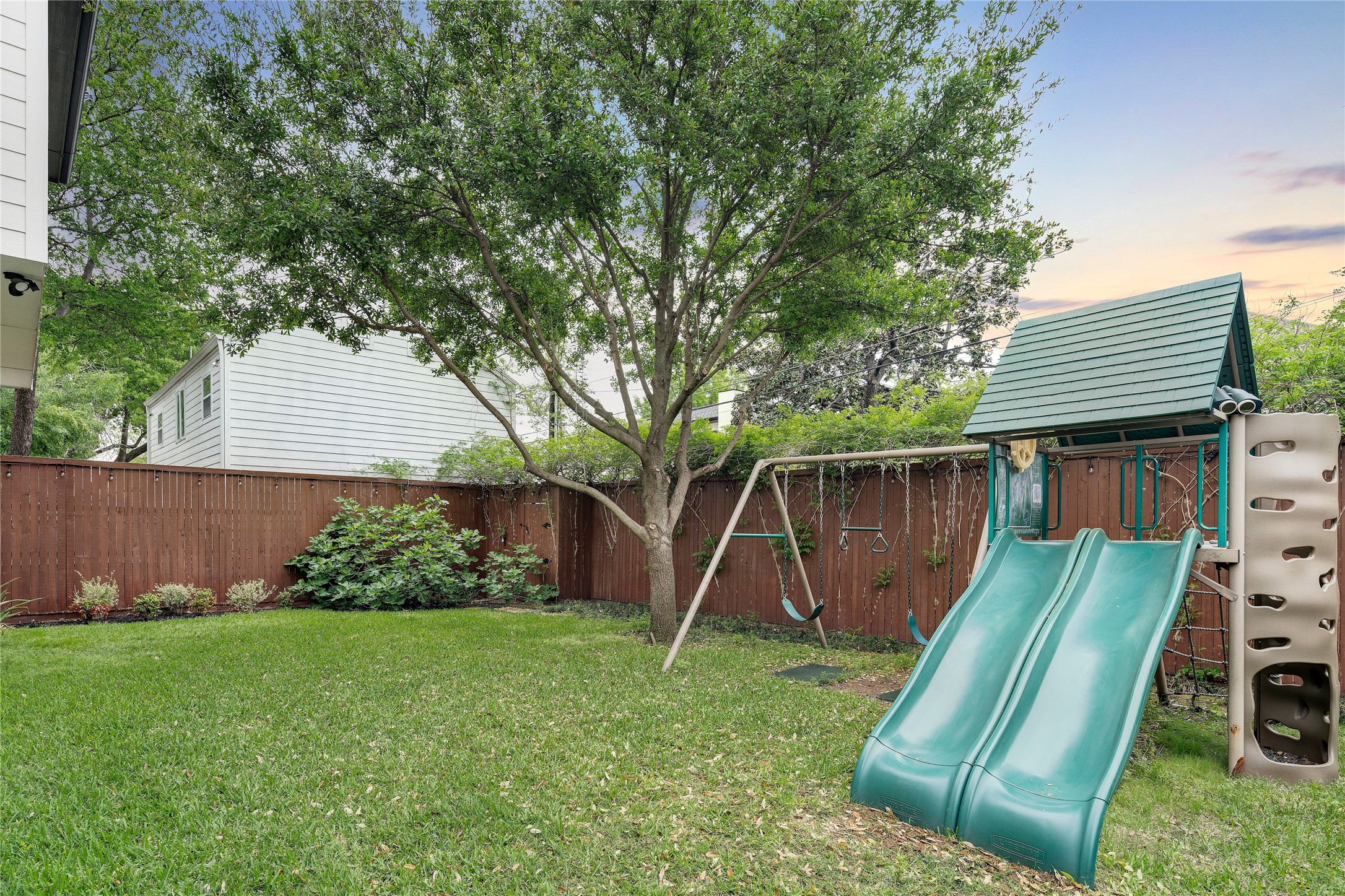 6226 Malcolm Drive