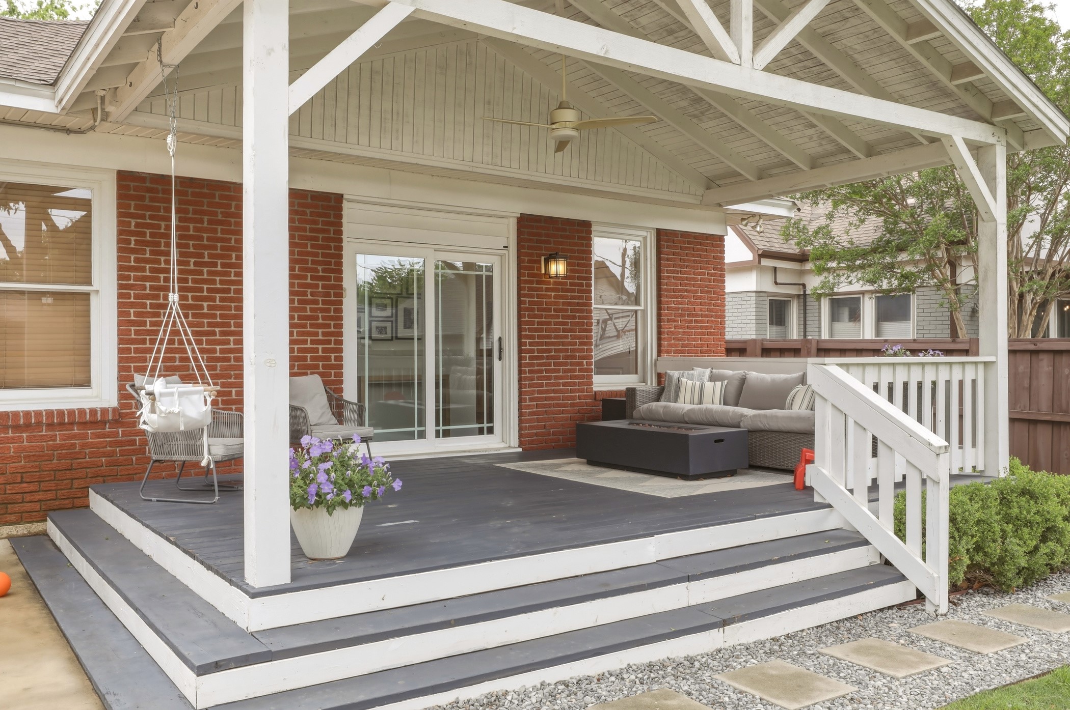 5519 Richmond Avenue