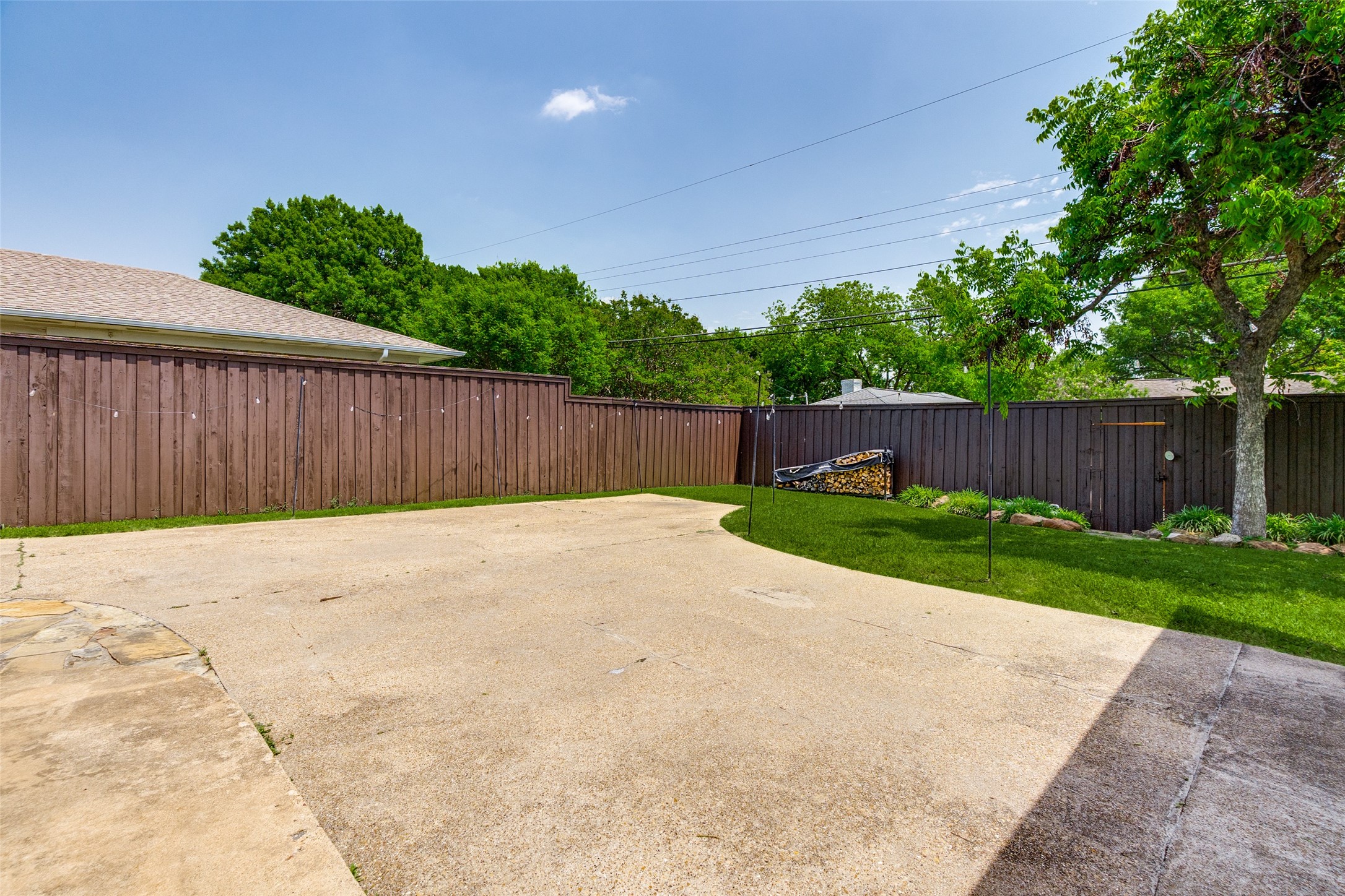 6732 Inverness Lane