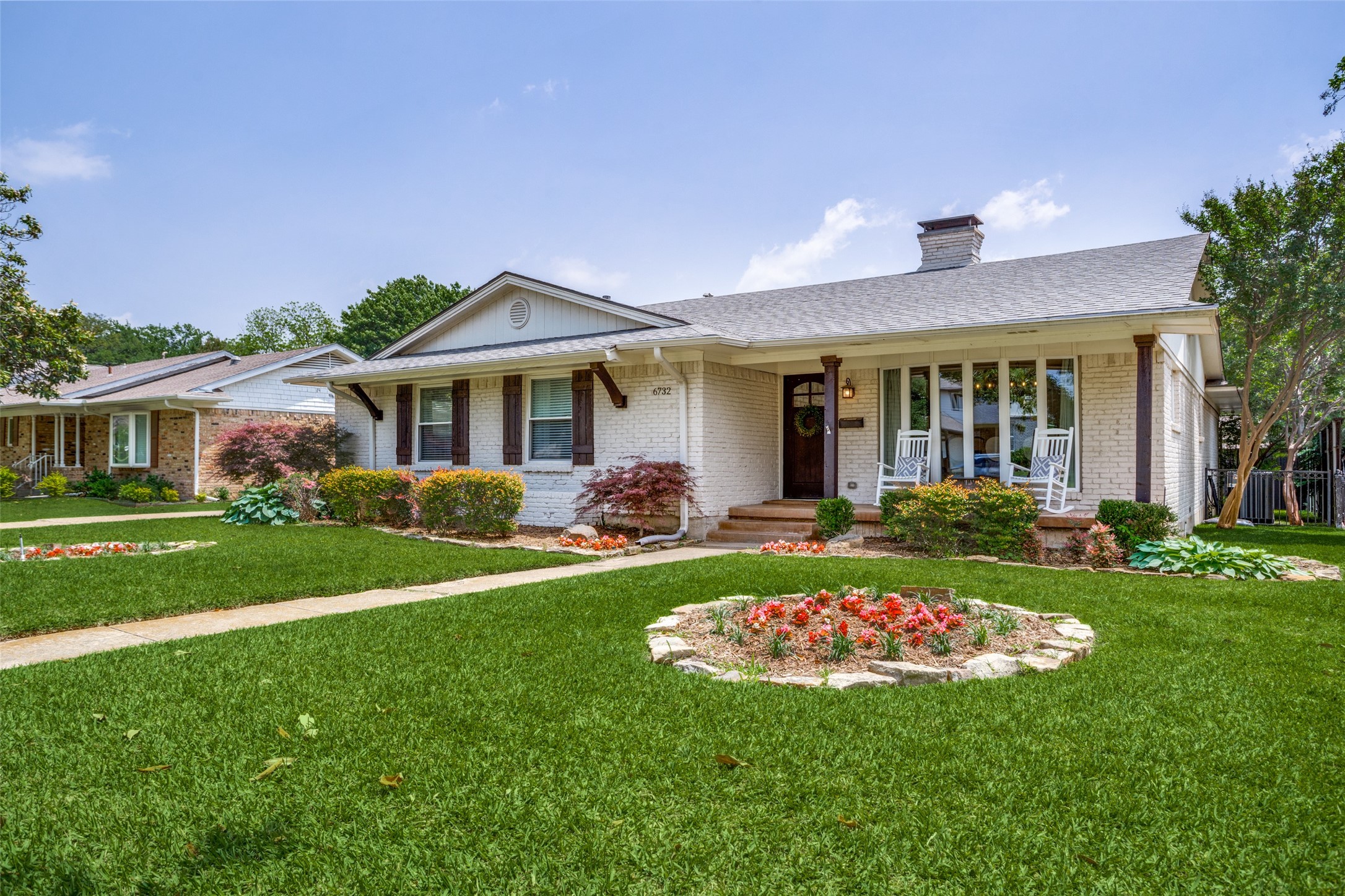 6732 Inverness Lane
