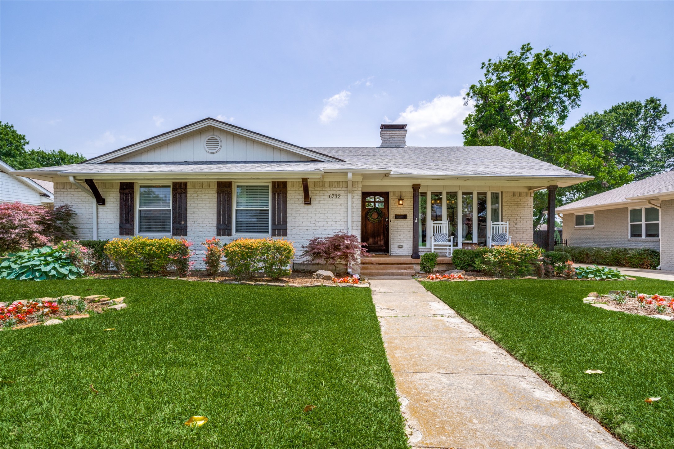6732 Inverness Lane