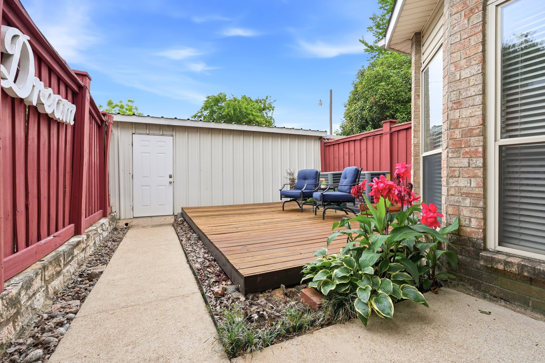 408 Josephine Street