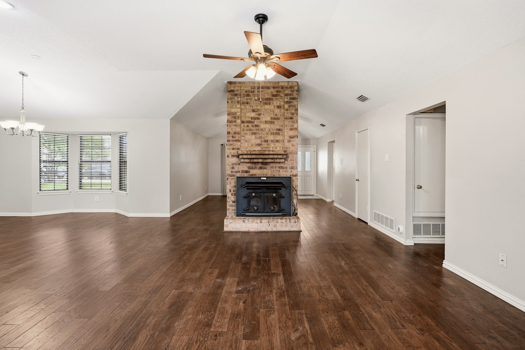602 Brittany Drive