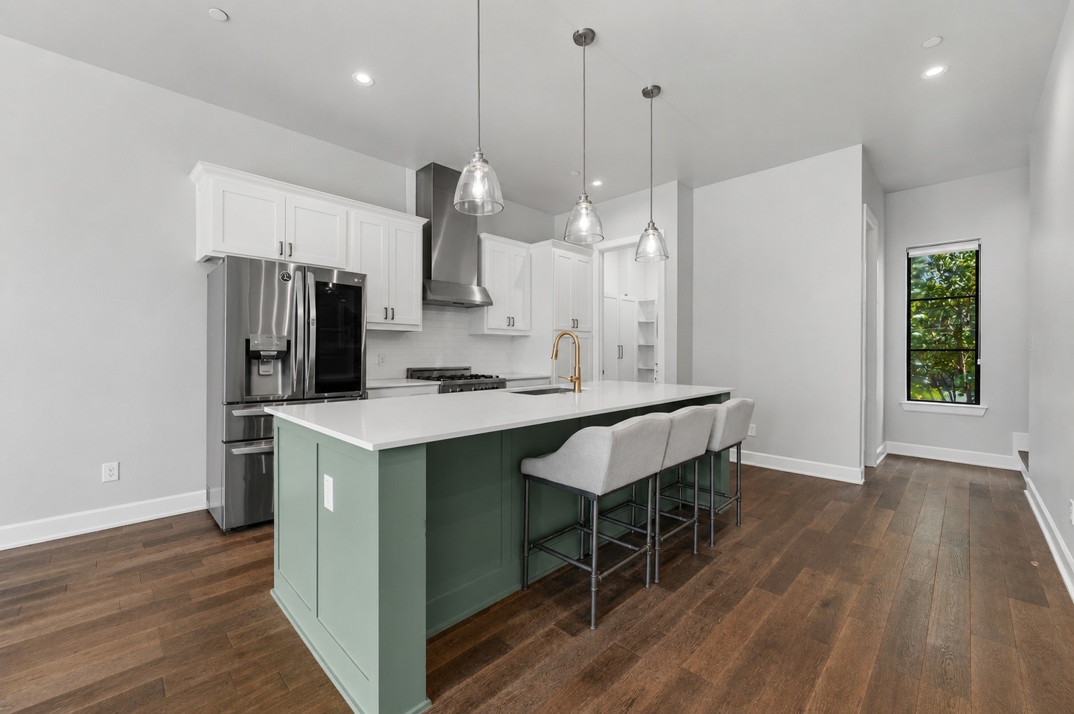 5122 Capitol Avenue 106