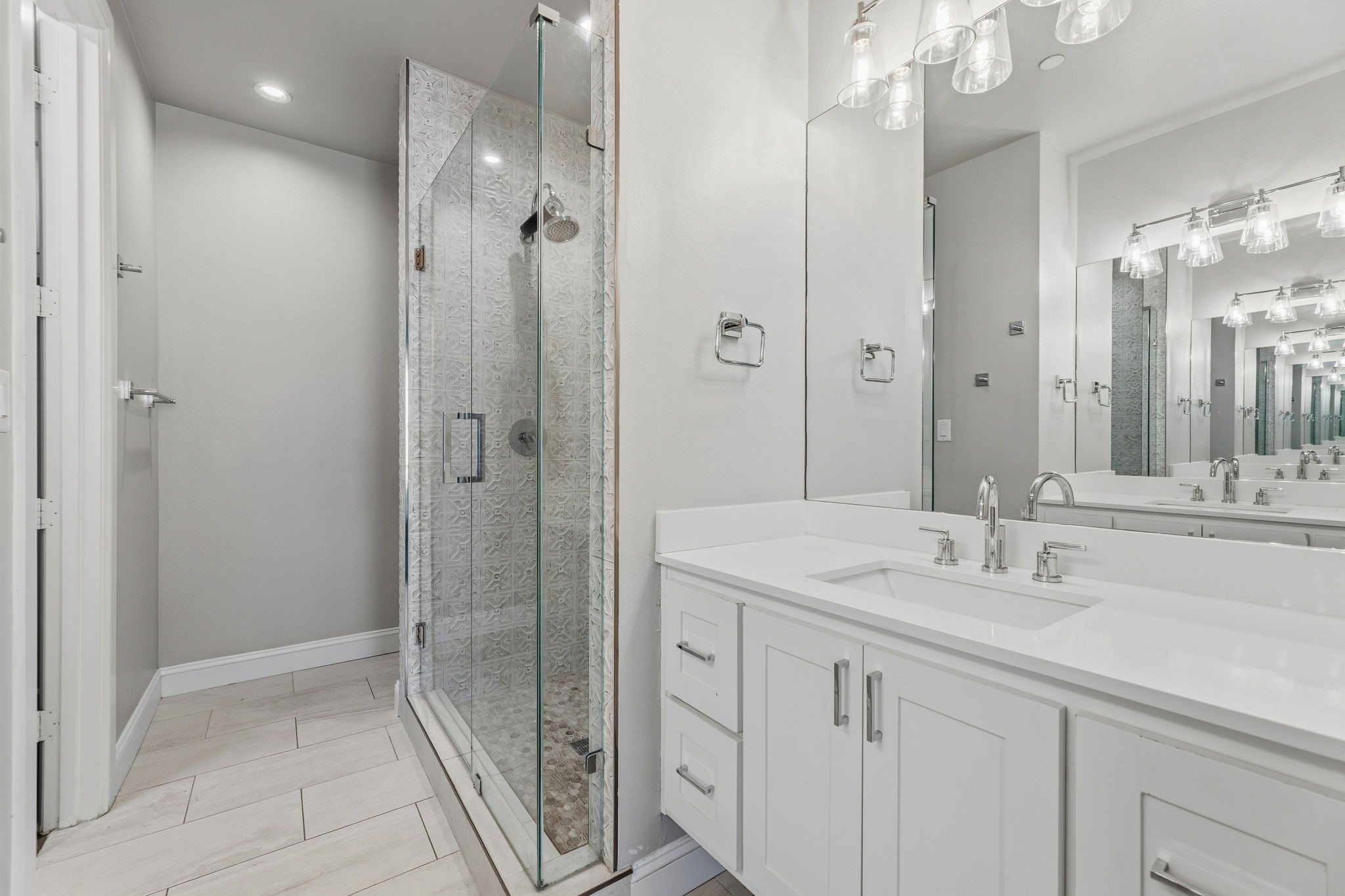 5122 Capitol Avenue 106