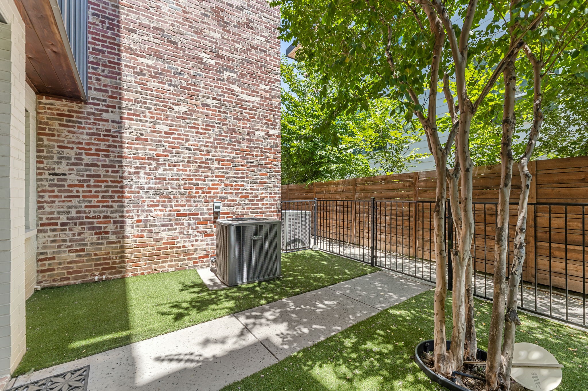 5122 Capitol Avenue 106