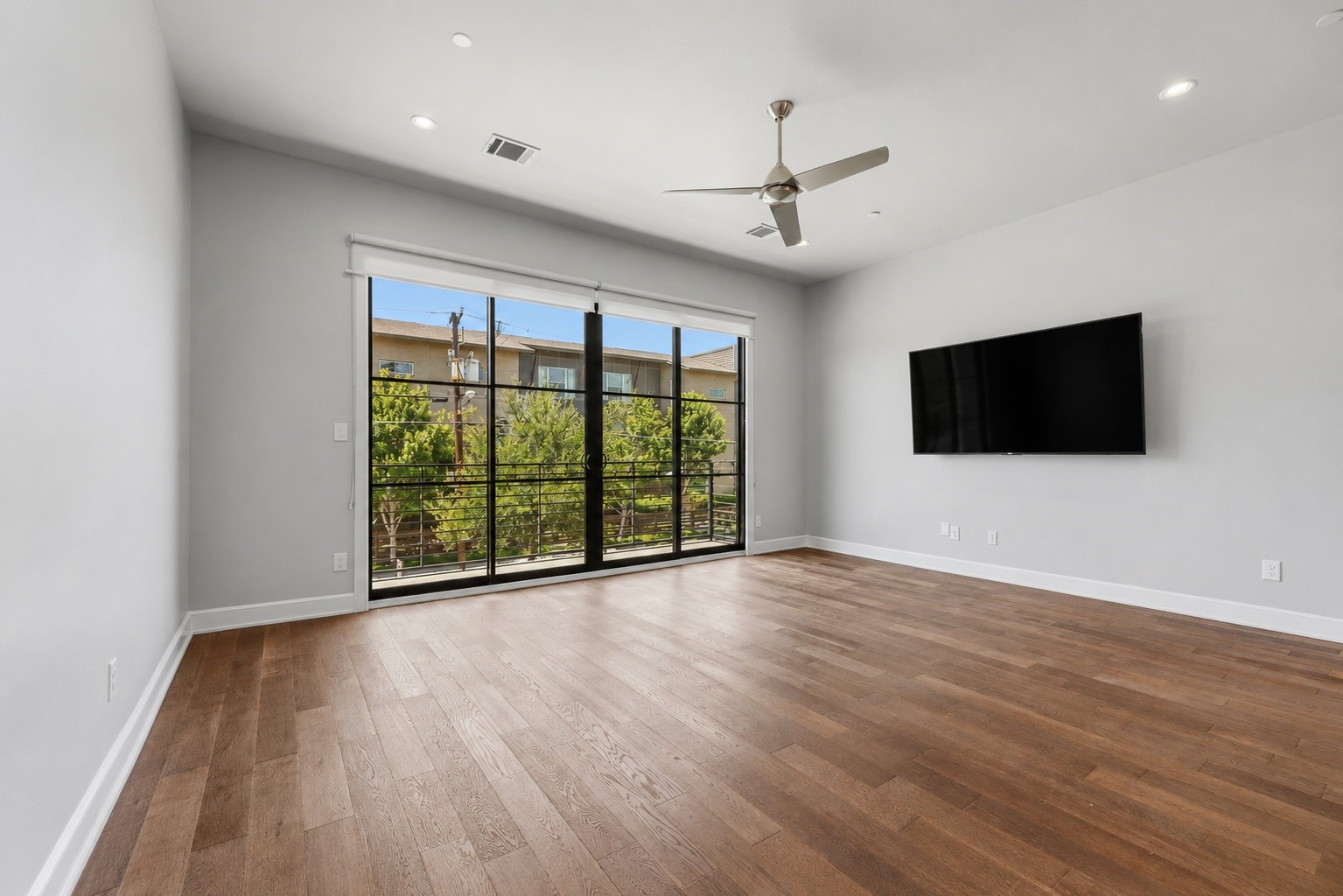 5122 Capitol Avenue 106