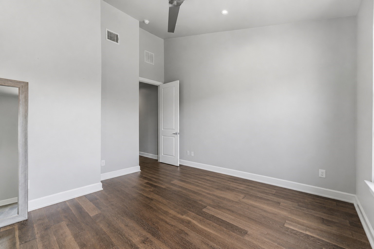 5122 Capitol Avenue 106
