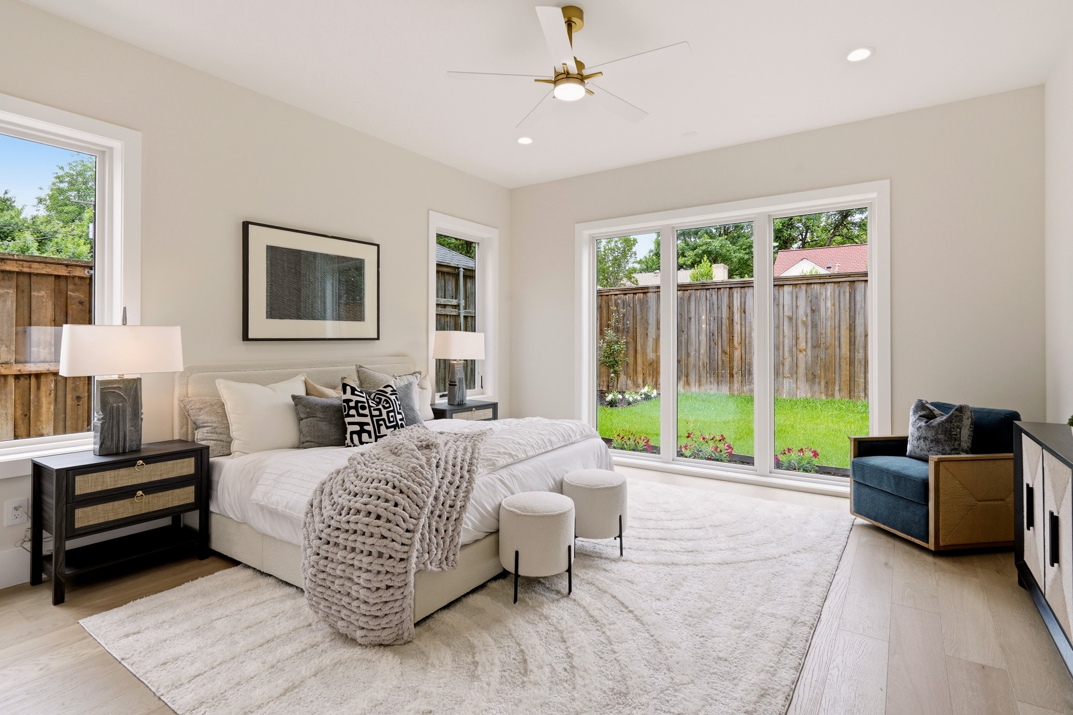 6055 Ellsworth Avenue