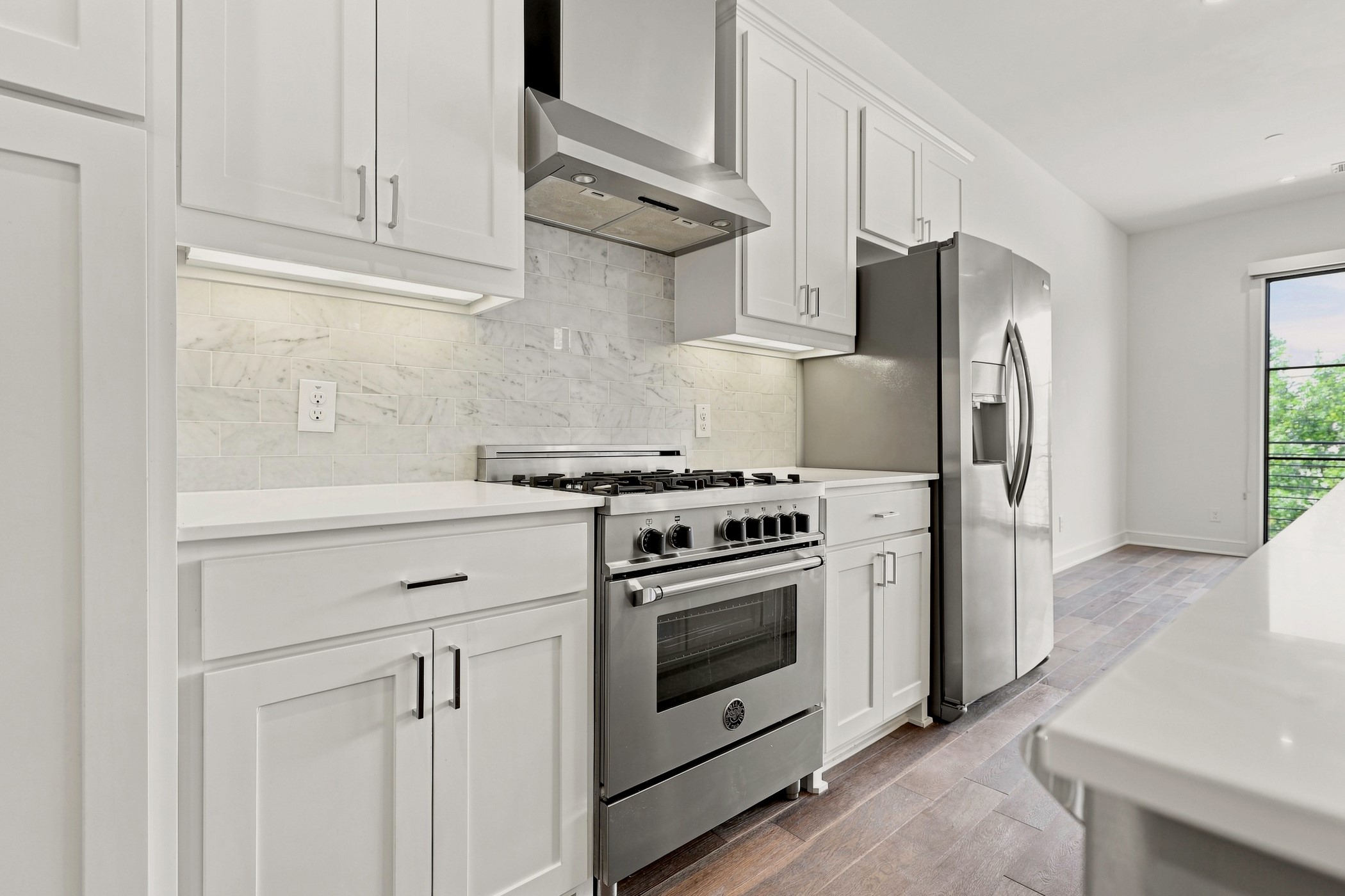 5122 Capitol Avenue 103