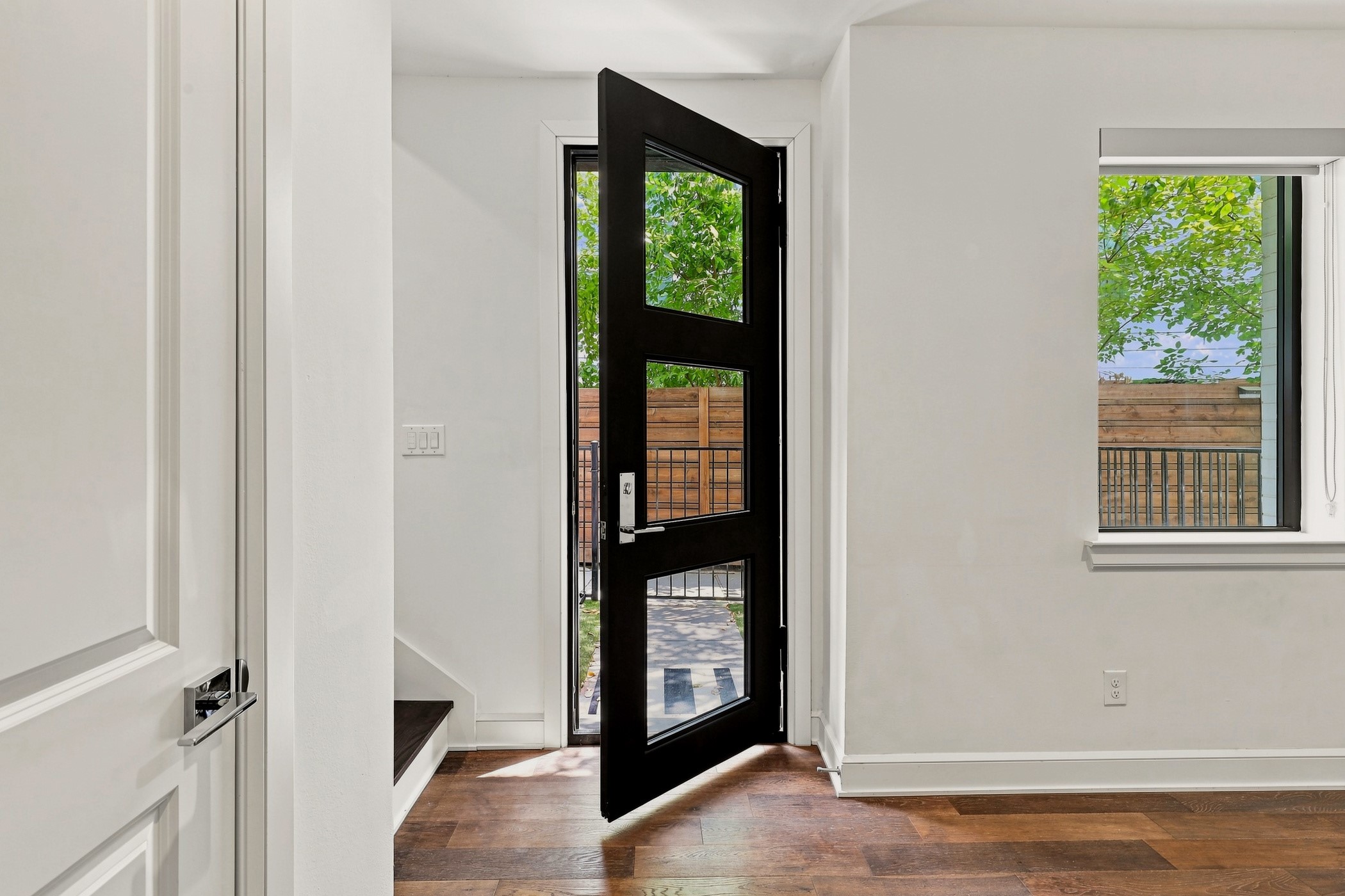 5122 Capitol Avenue 103