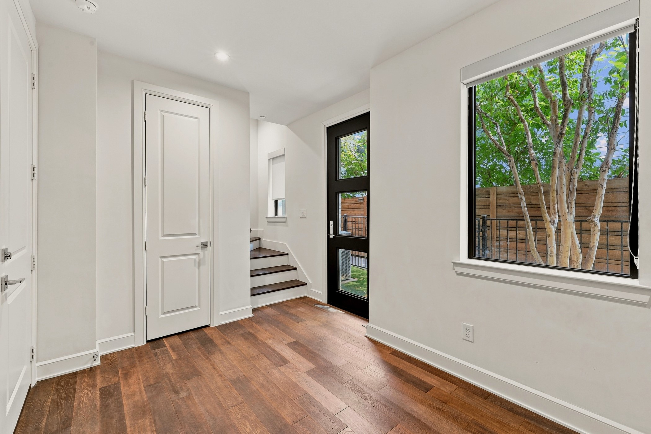 5122 Capitol Avenue 103
