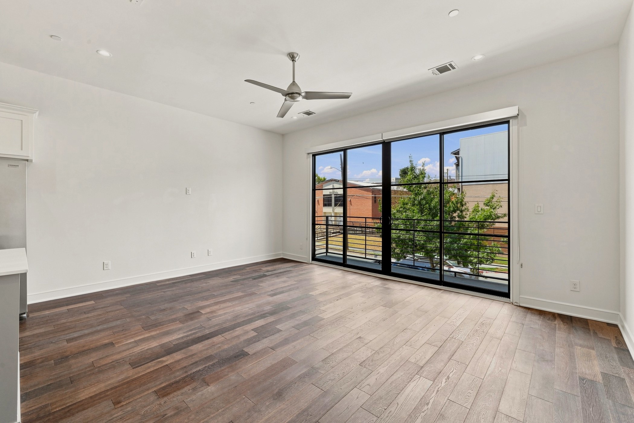 5122 Capitol Avenue 103