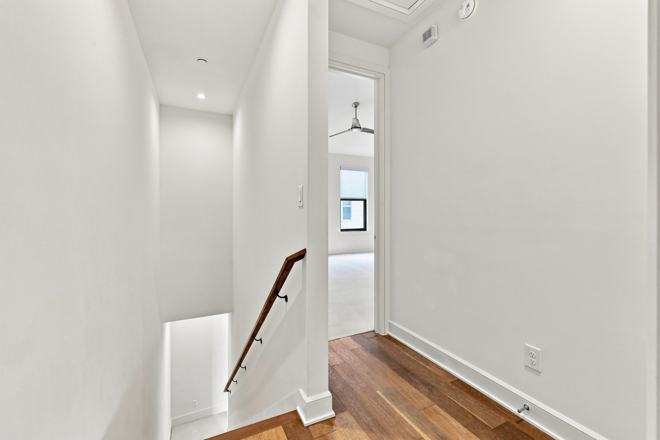 5122 Capitol Avenue 103