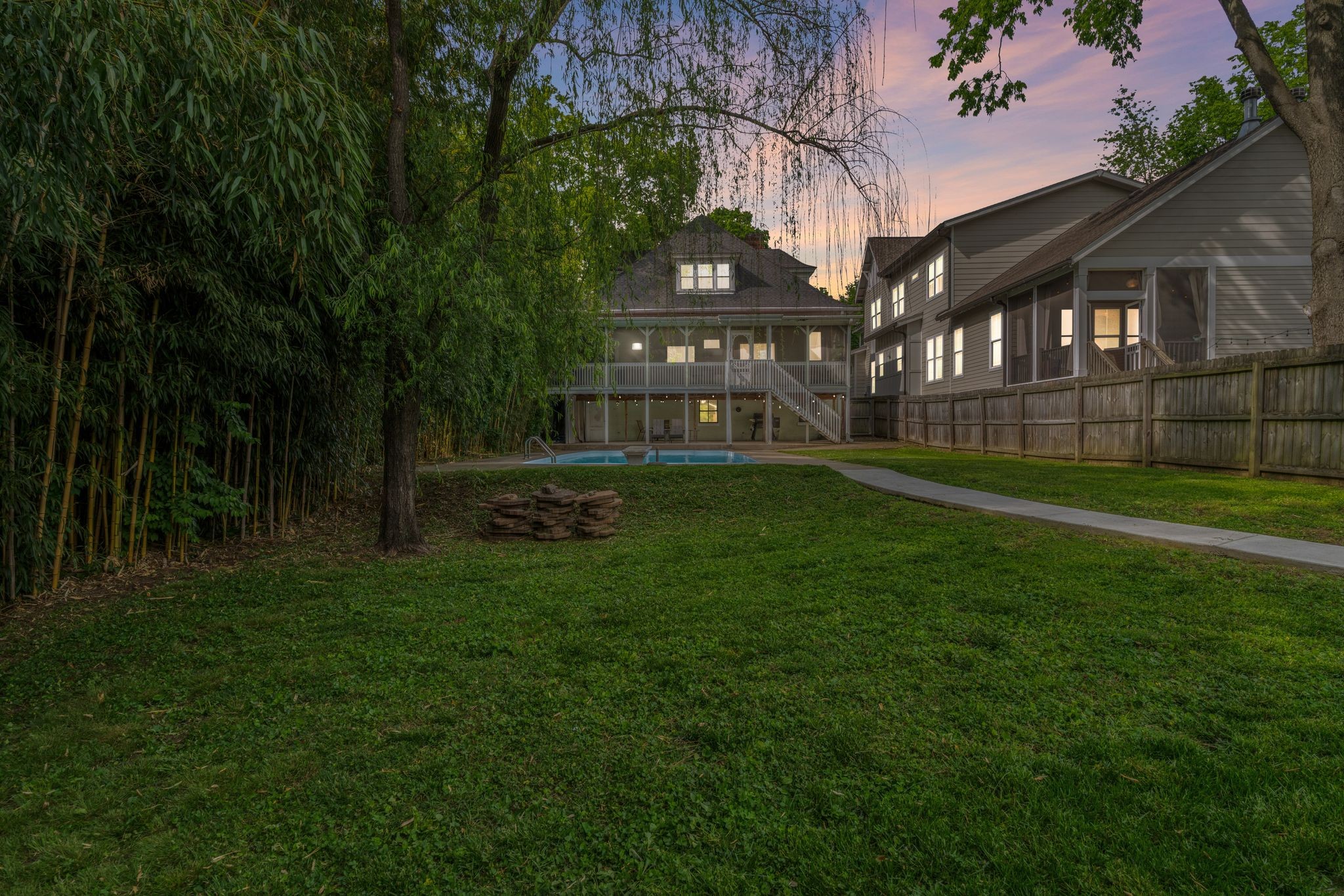 1142 Cahal Ave