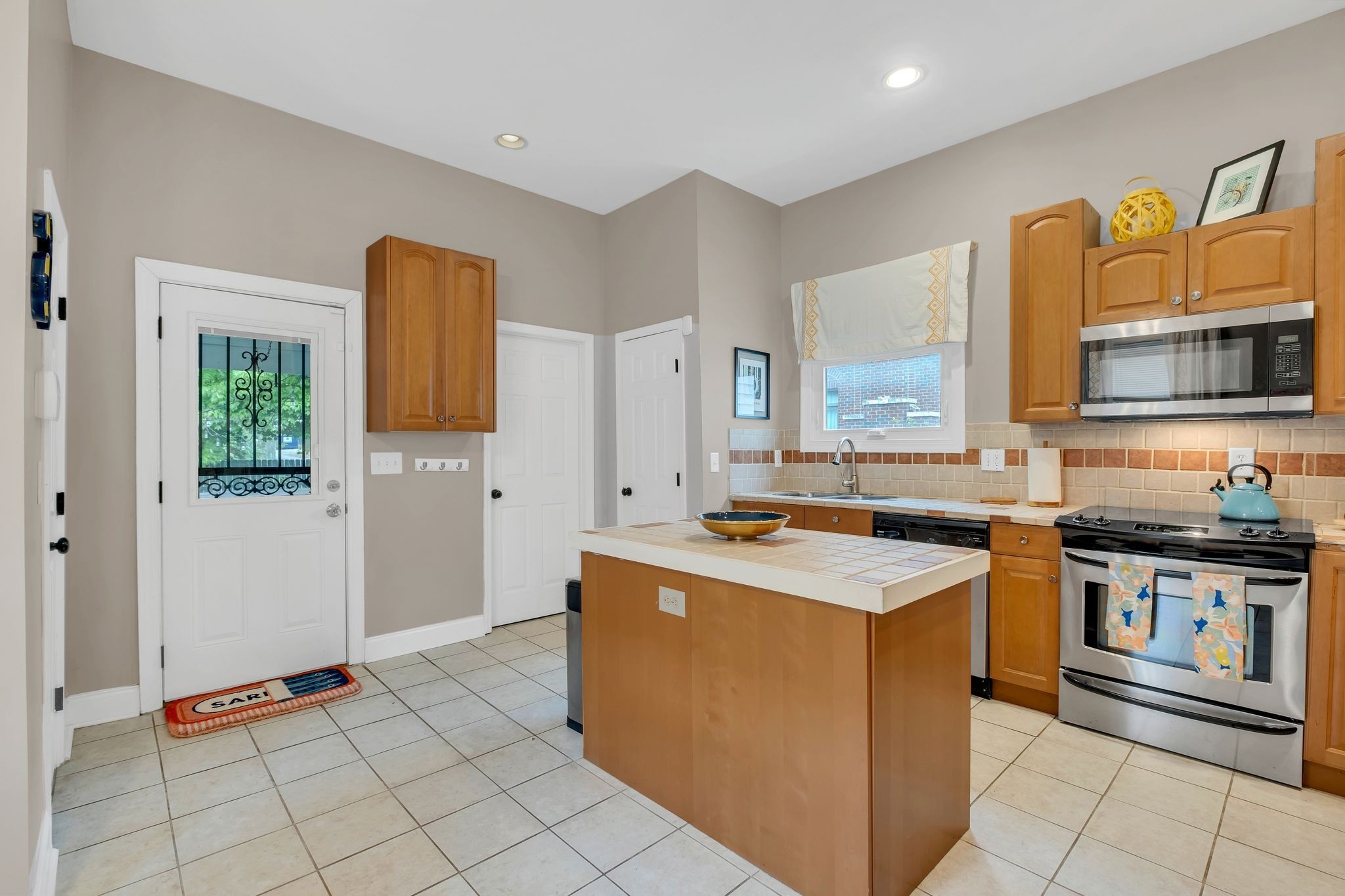 1306 7th Ave, N