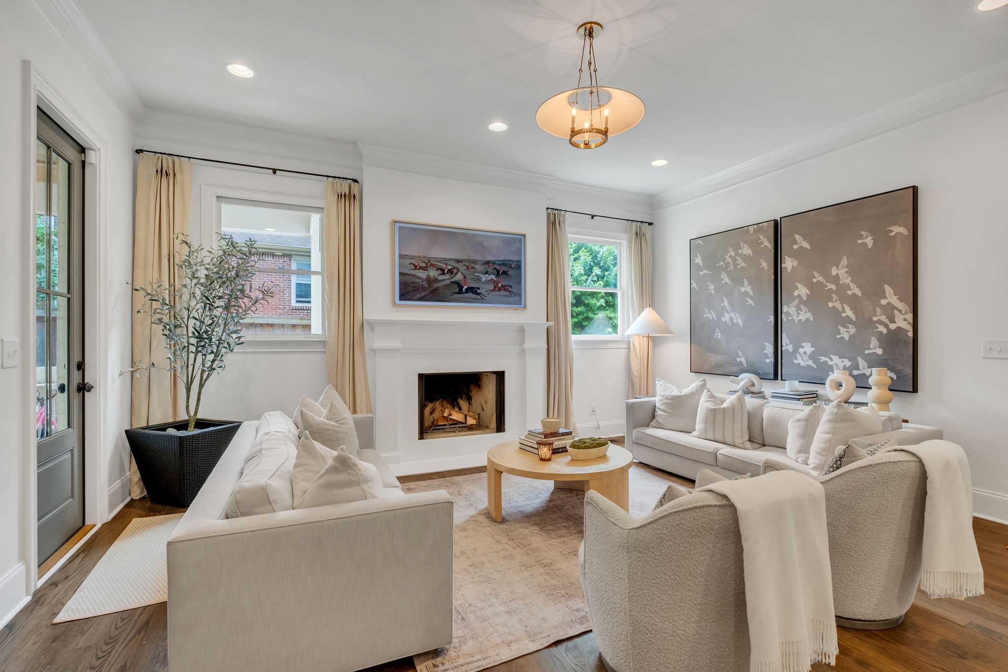 141 Lincoln Ct