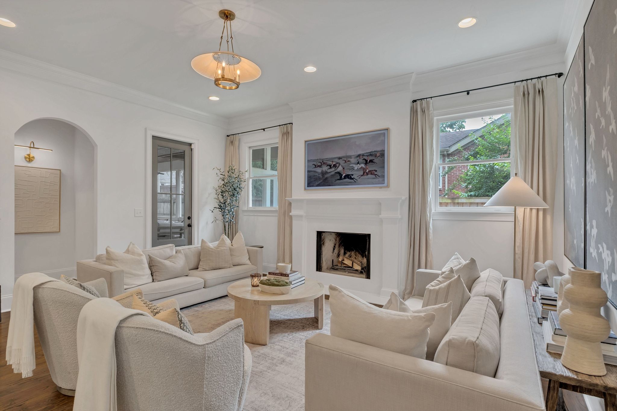 141 Lincoln Ct