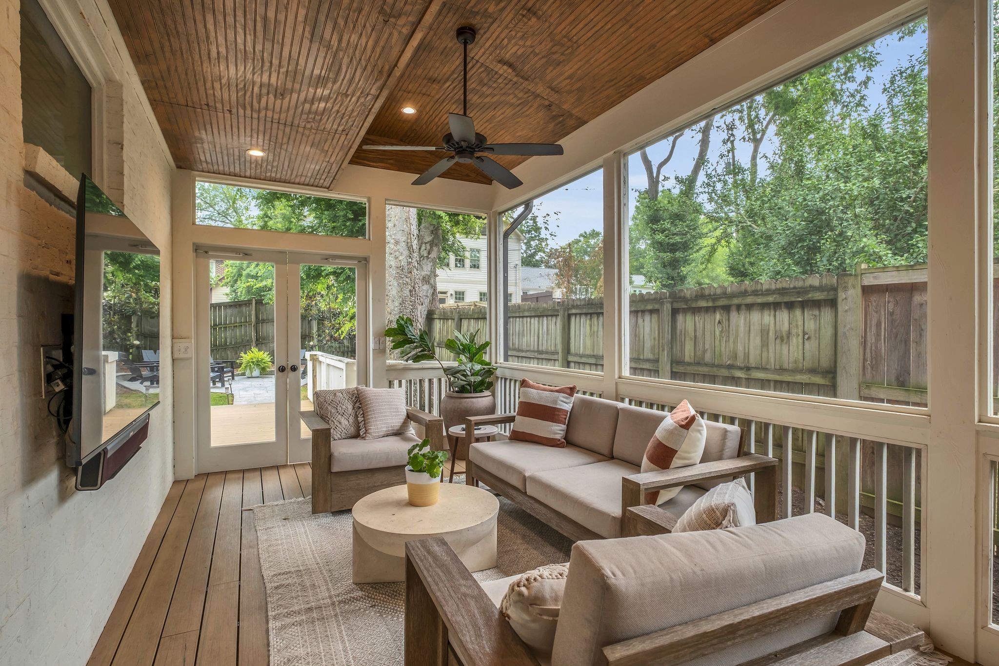 141 Lincoln Ct