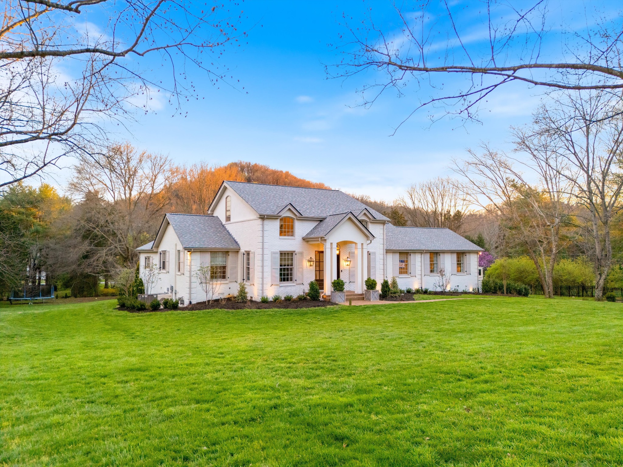 5929 Robert E Lee Dr