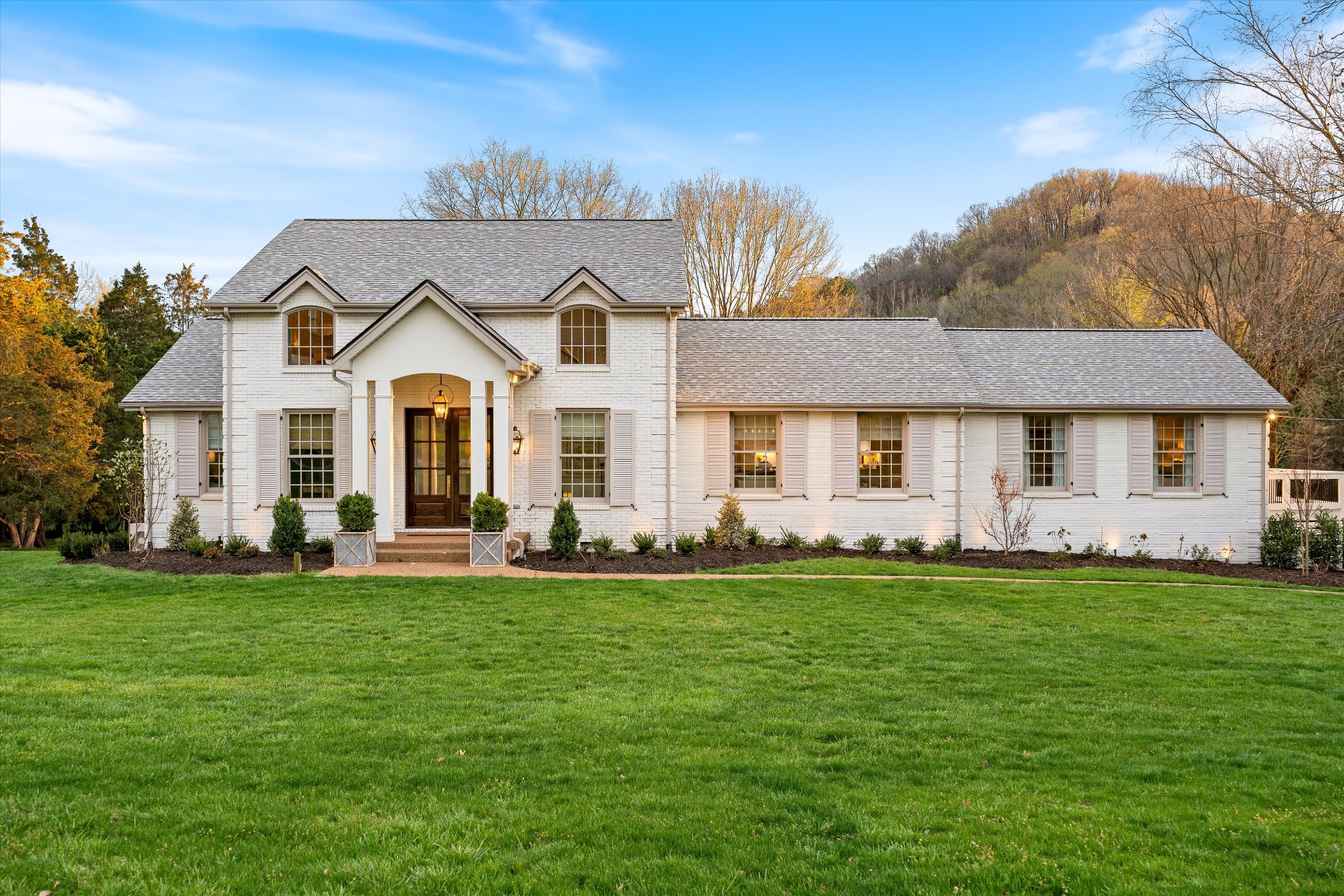 5929 Robert E Lee Dr