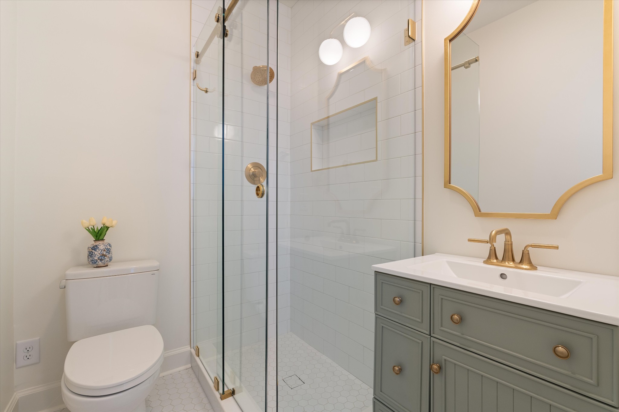 5929 Robert E Lee Dr