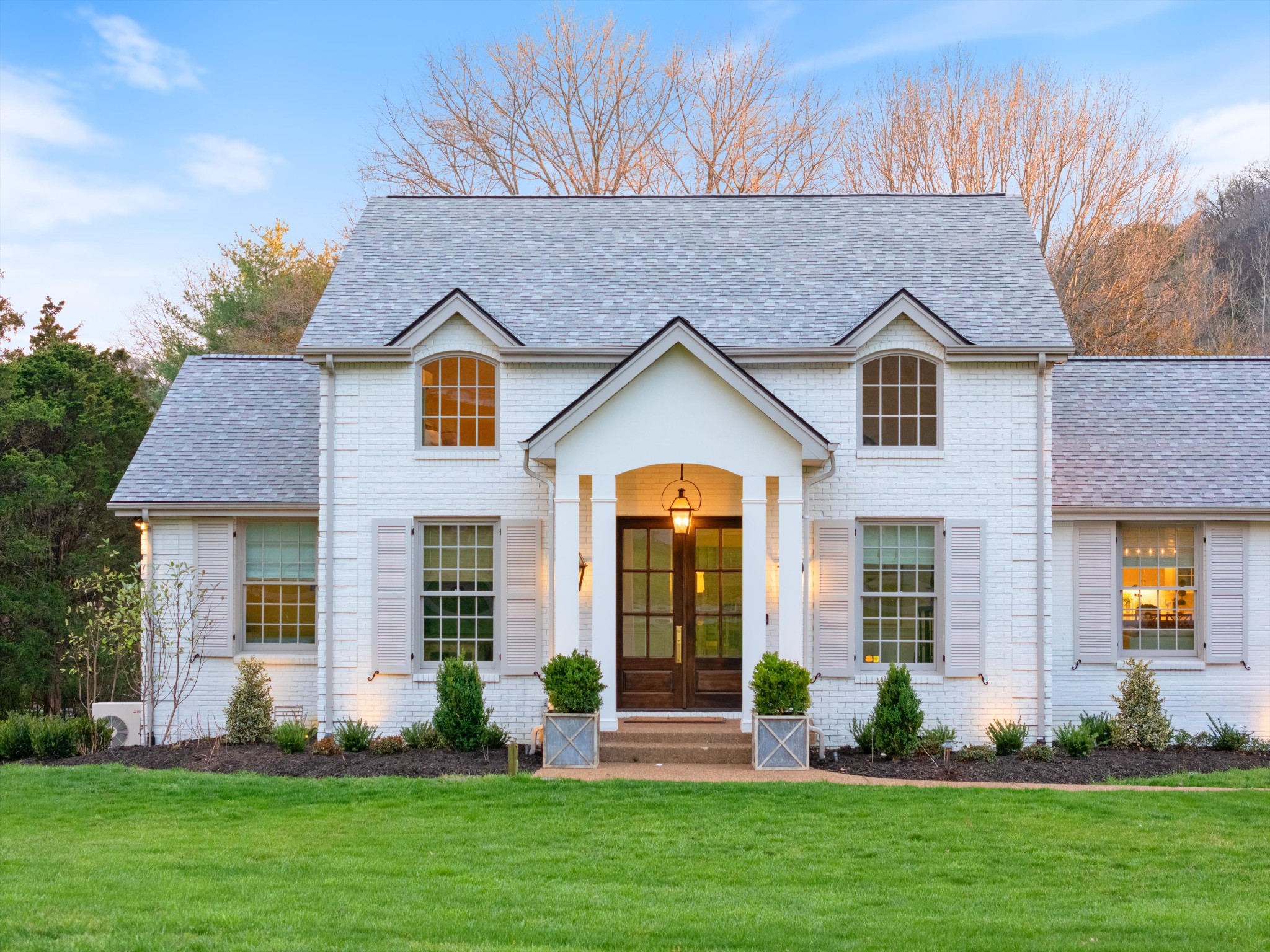 5929 Robert E Lee Dr