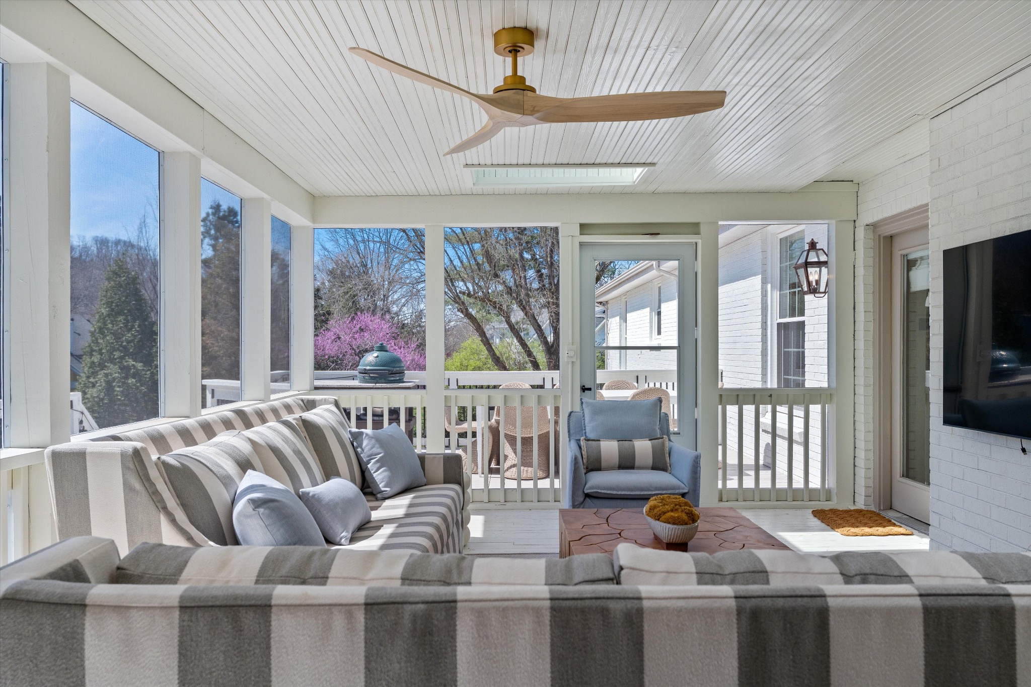 5929 Robert E Lee Dr