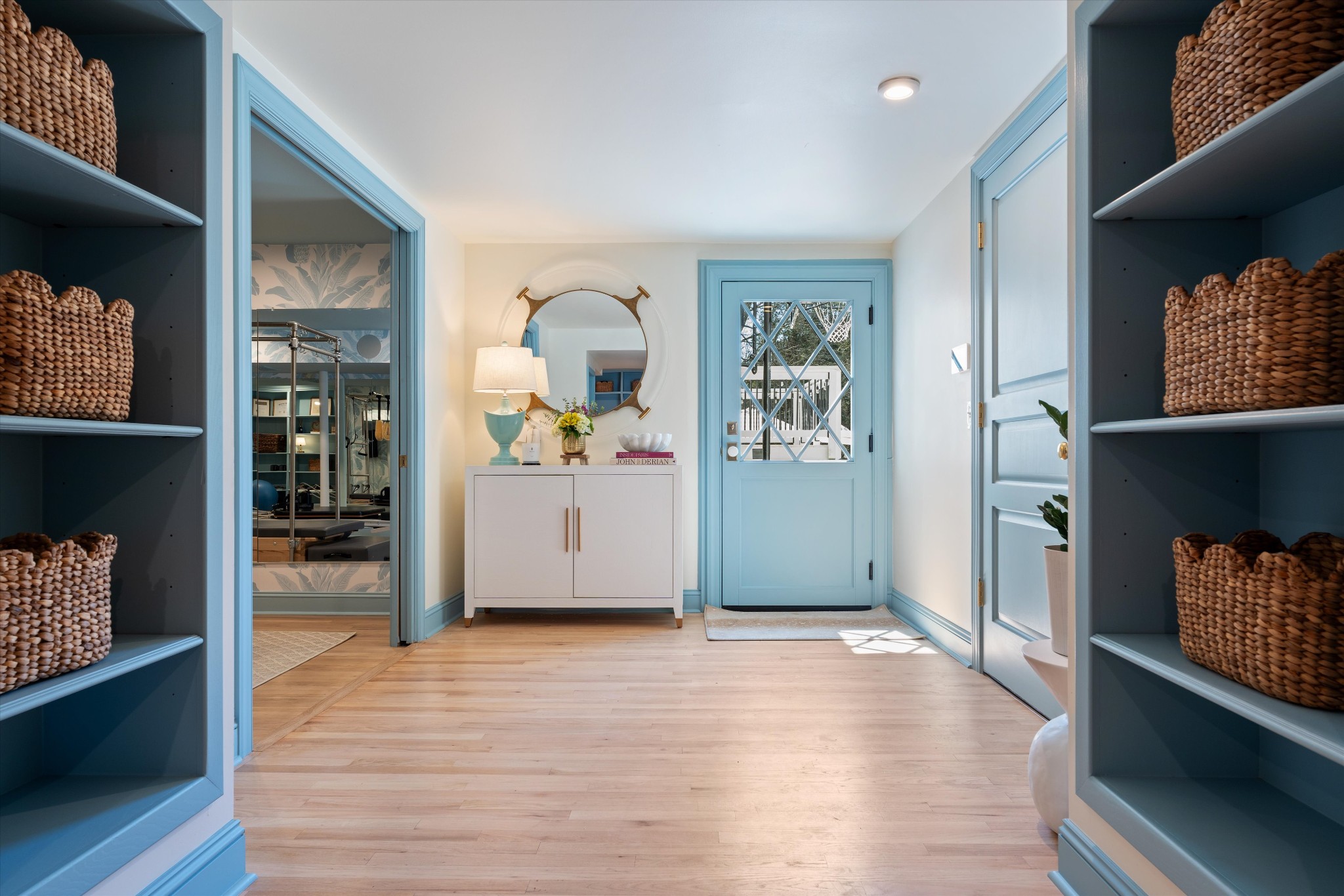 5929 Robert E Lee Dr