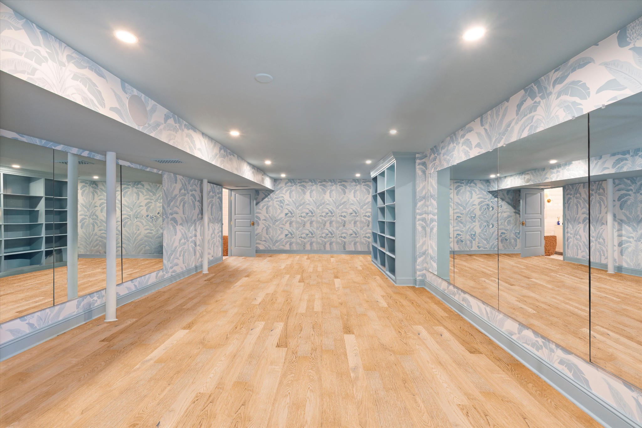 5929 Robert E Lee Dr