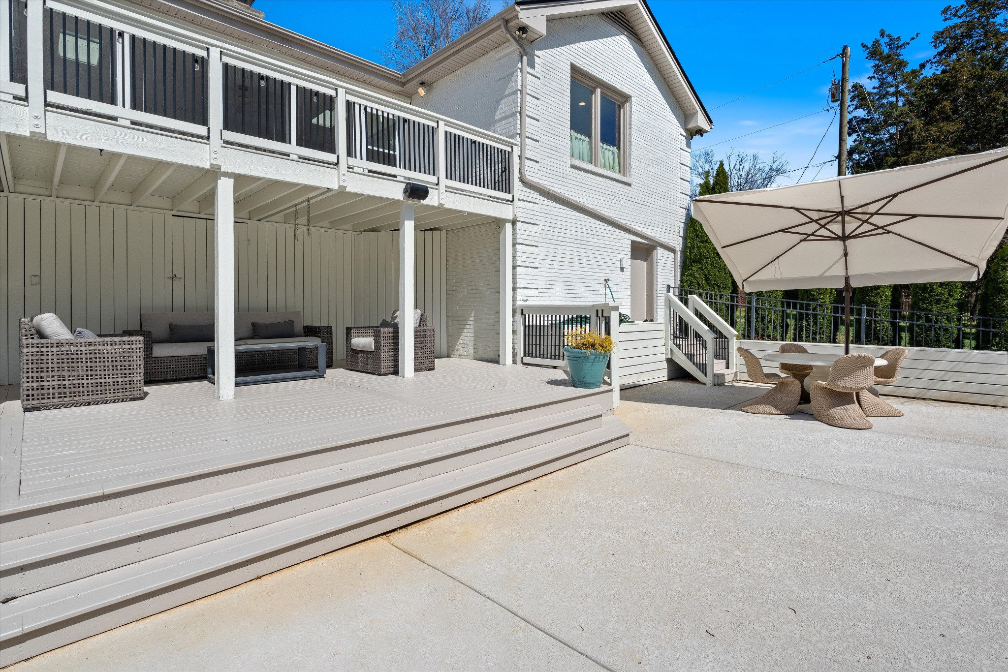 5929 Robert E Lee Dr