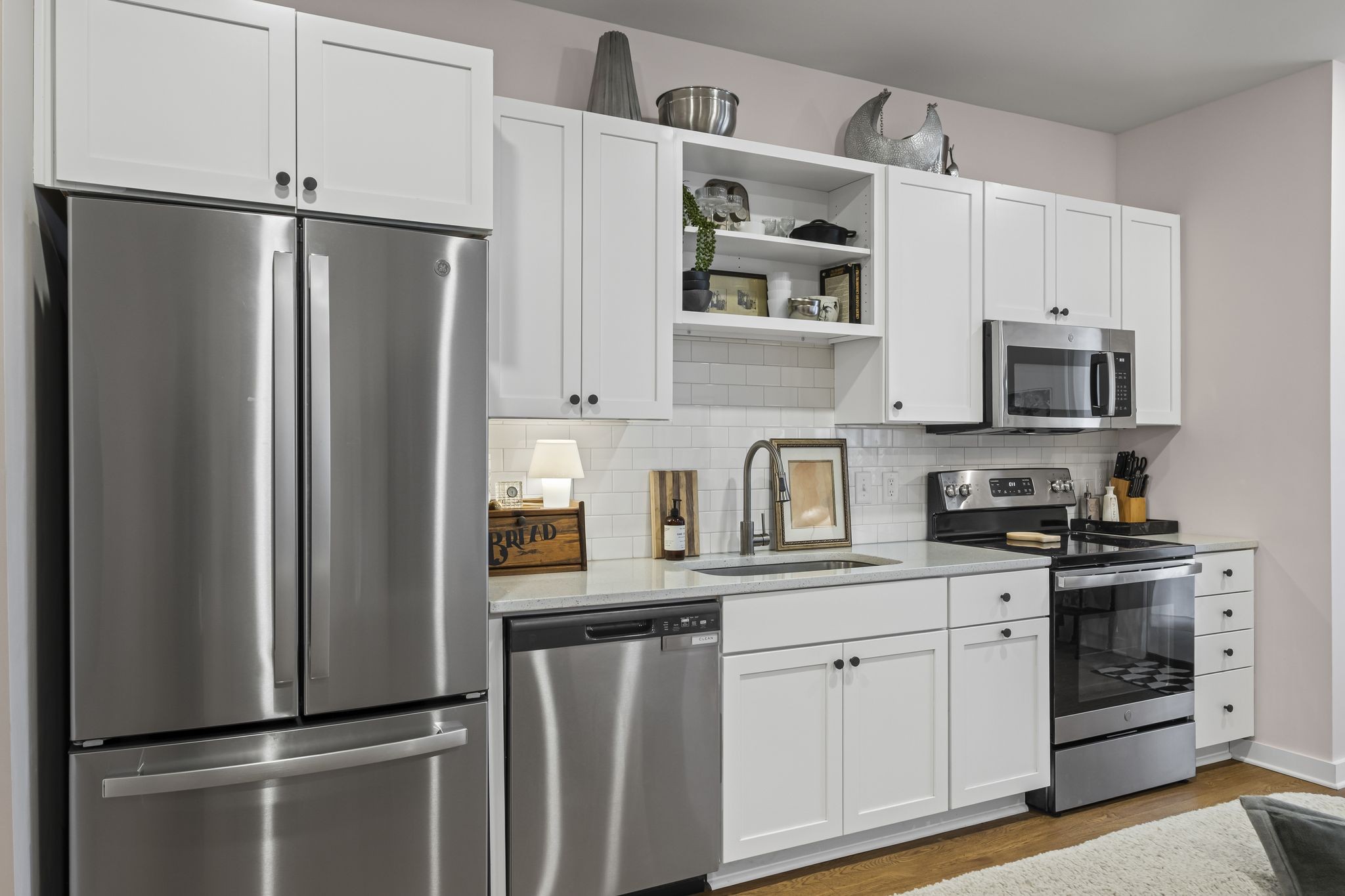 600 E Trinity Ln Unit: 118