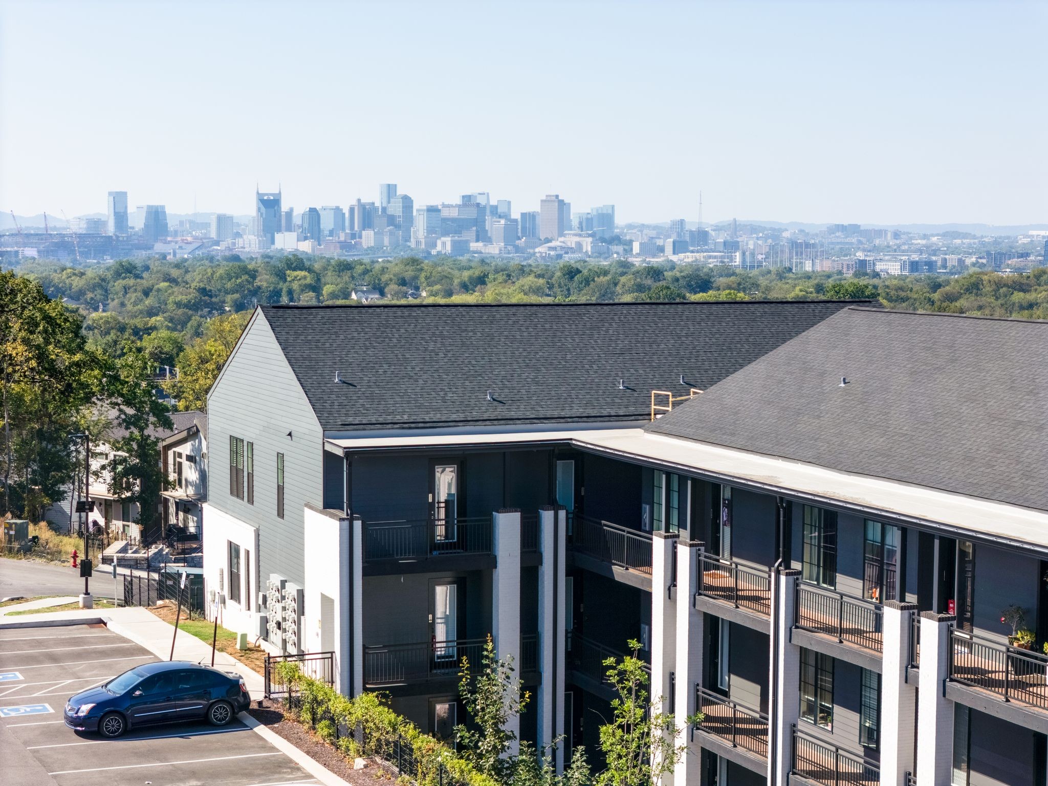 600 E Trinity Ln Unit: 118