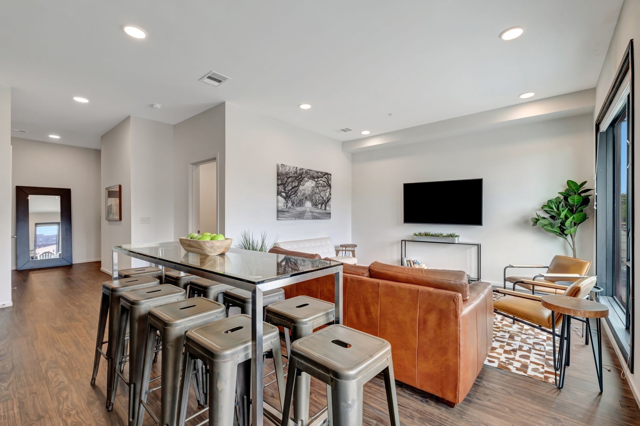 920 South St Unit: 222