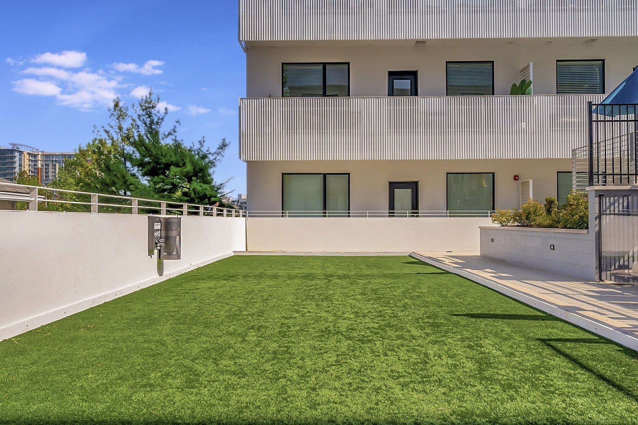 920 South St Unit: 222