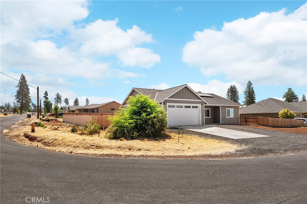 5846 Crestview Drive