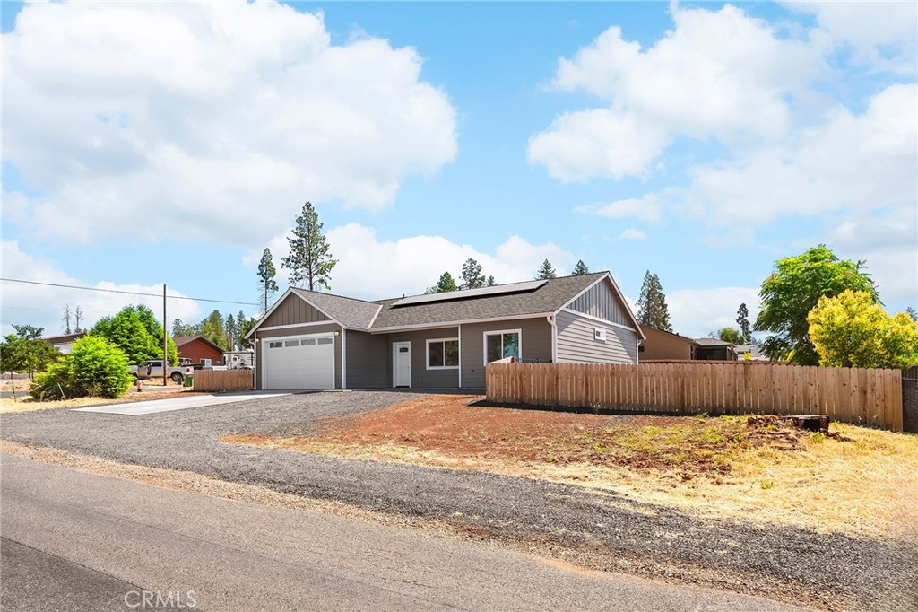 5846 Crestview Drive