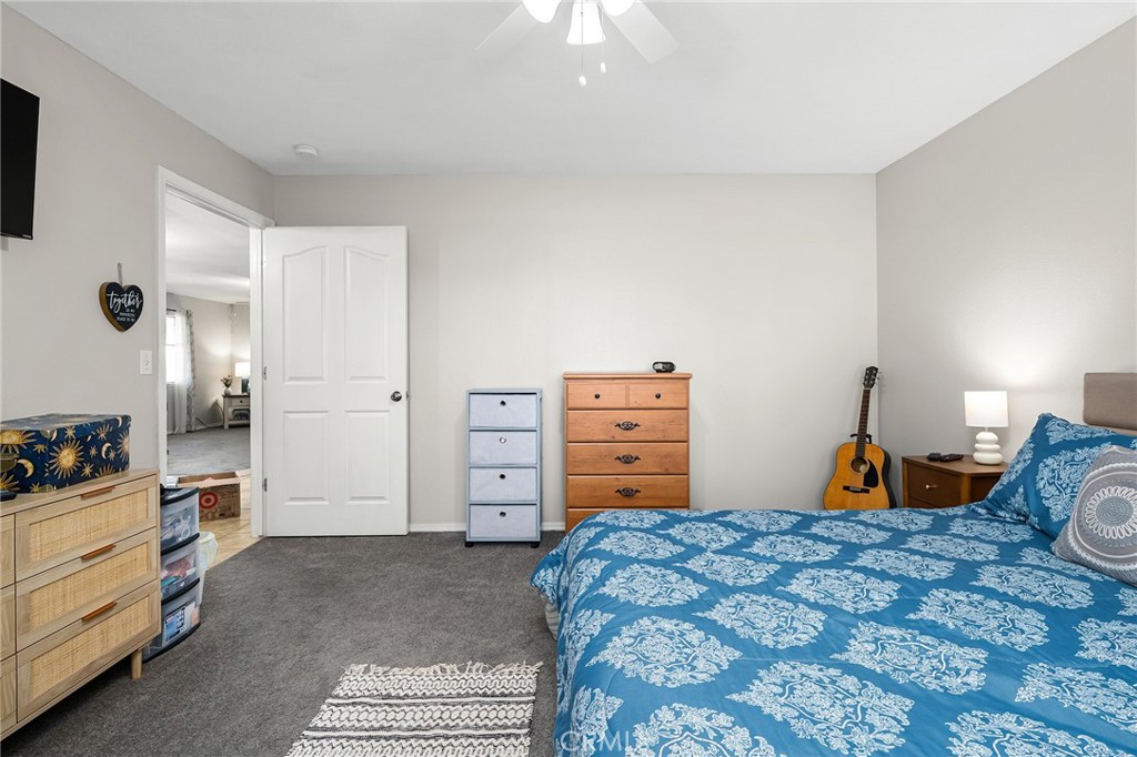 13953 Carver