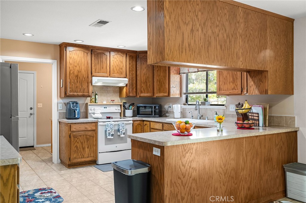13953 Carver