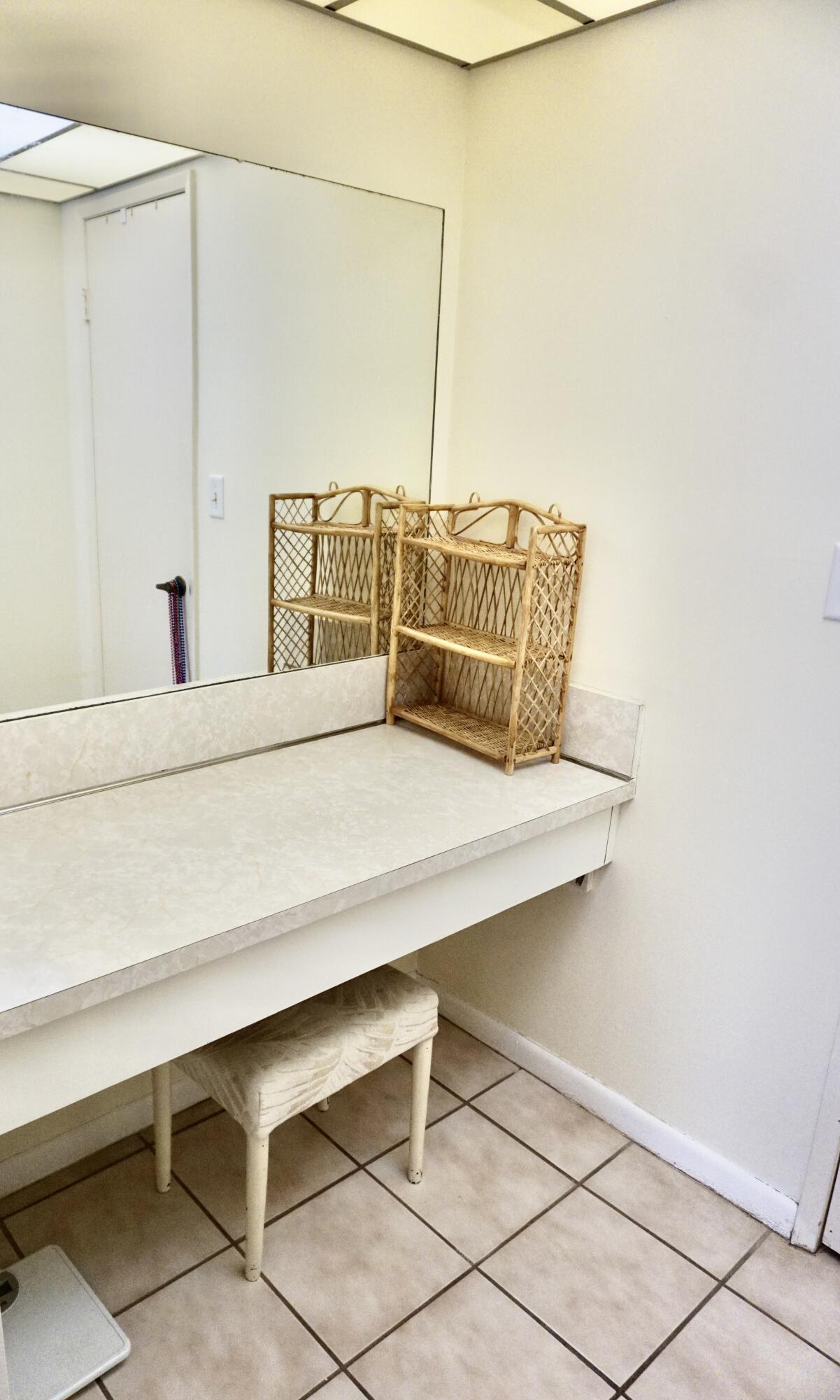 79901 Overseas Highway Unit: 208