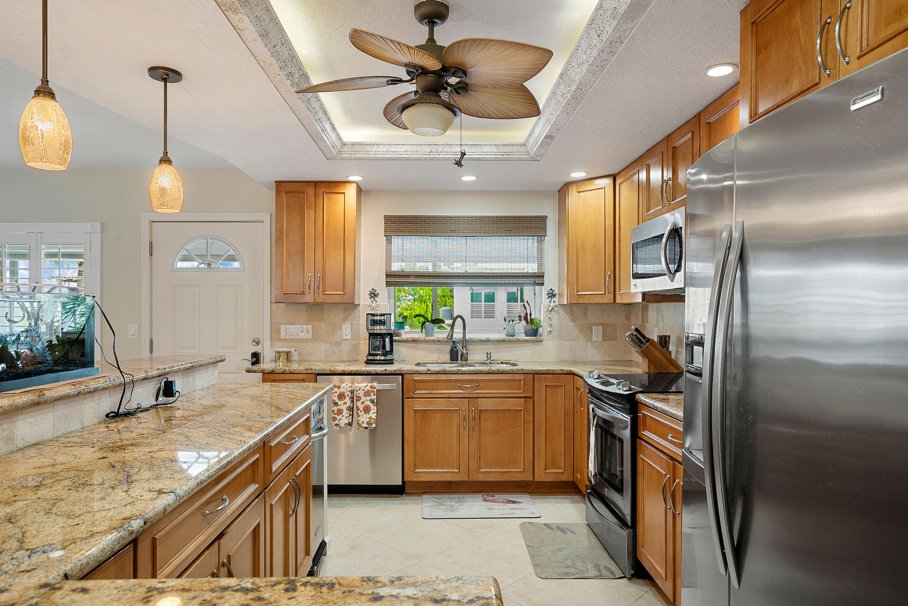 313 Buttonwood Cir & Adjacent Lot