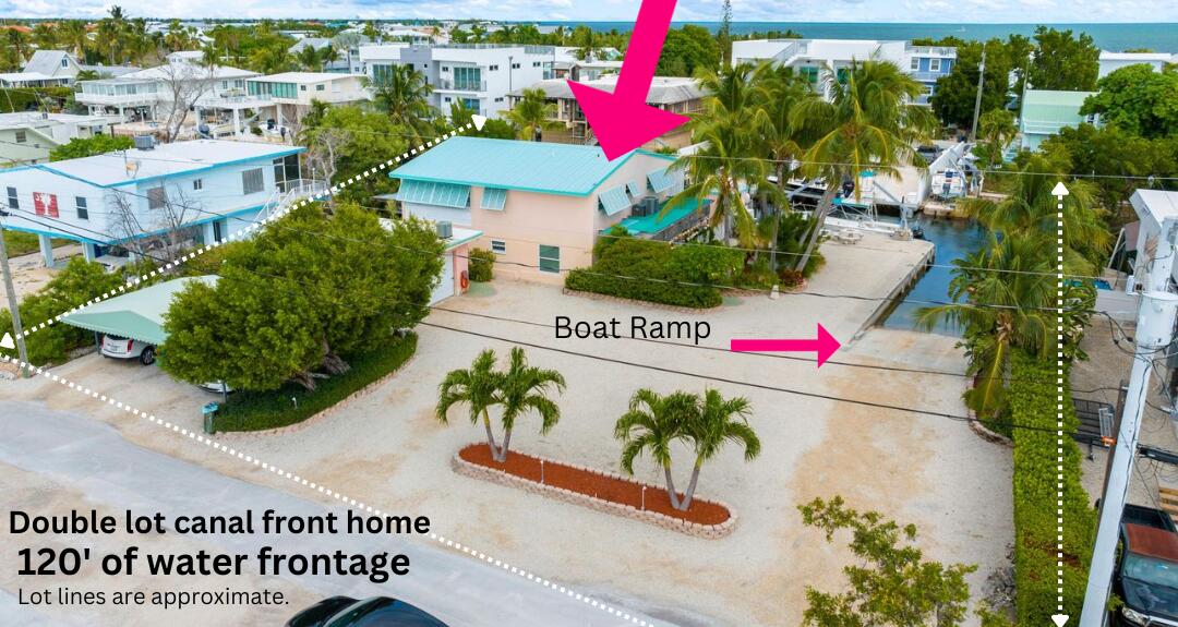 313 Buttonwood Cir & Adjacent Lot