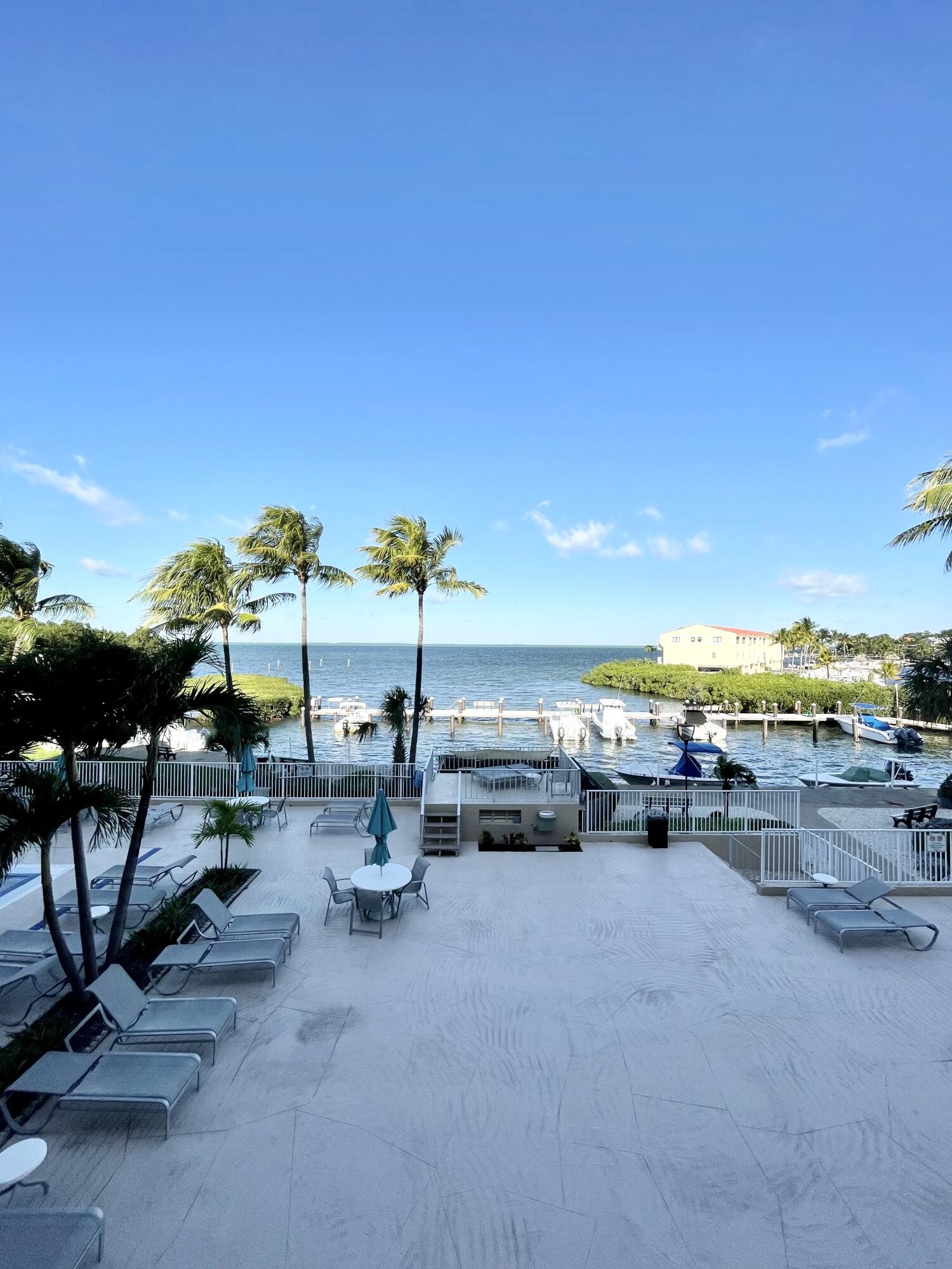 88500 Overseas Highway Unit: 214