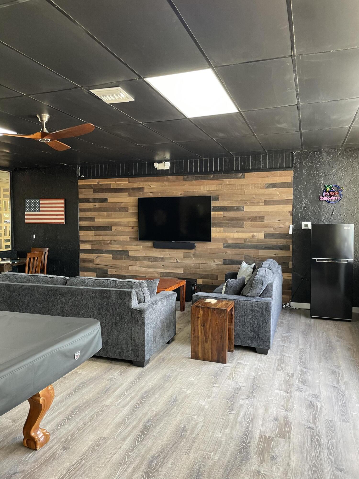 88500 Overseas Highway Unit: 214