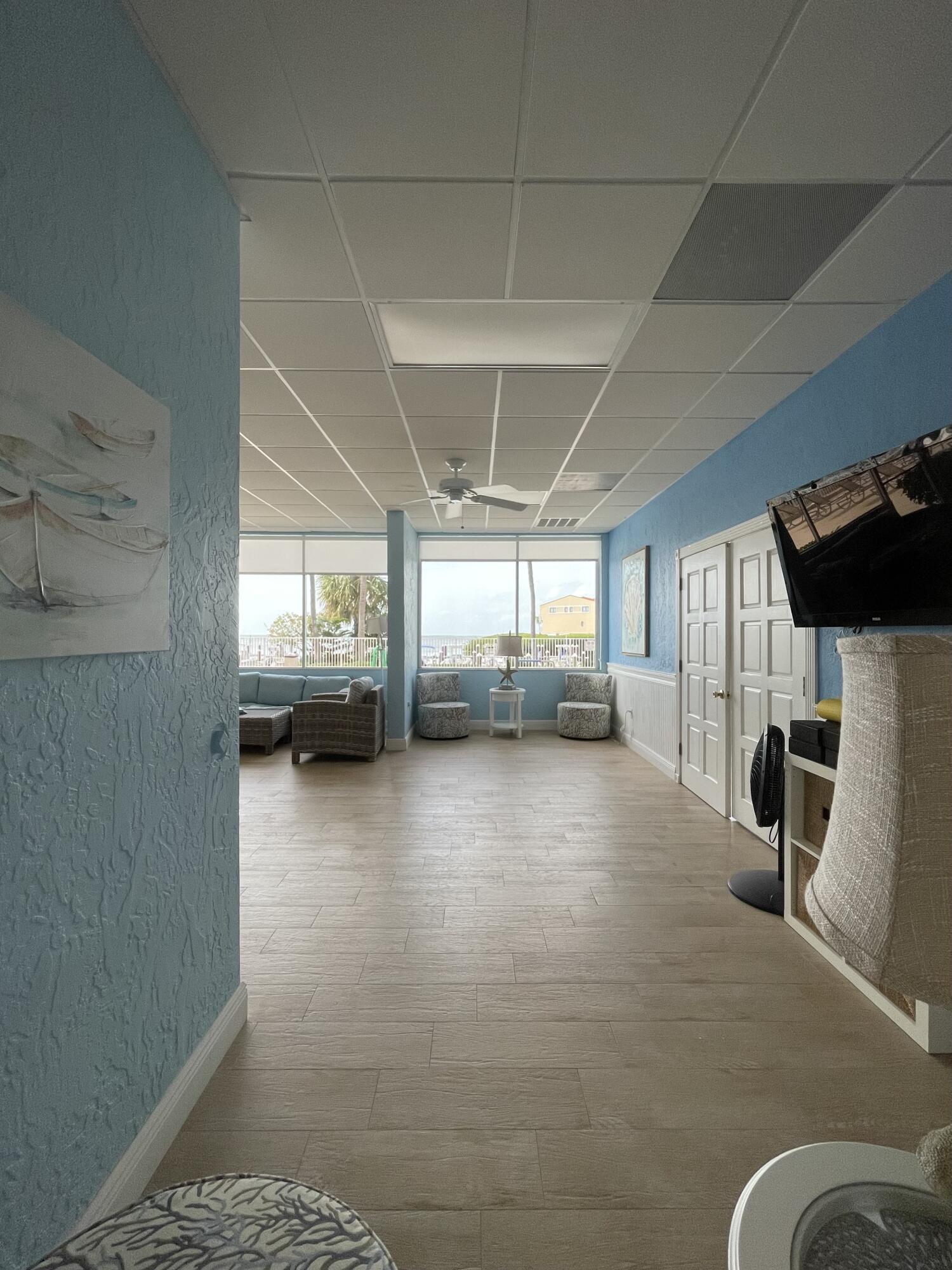 88500 Overseas Highway Unit: 214