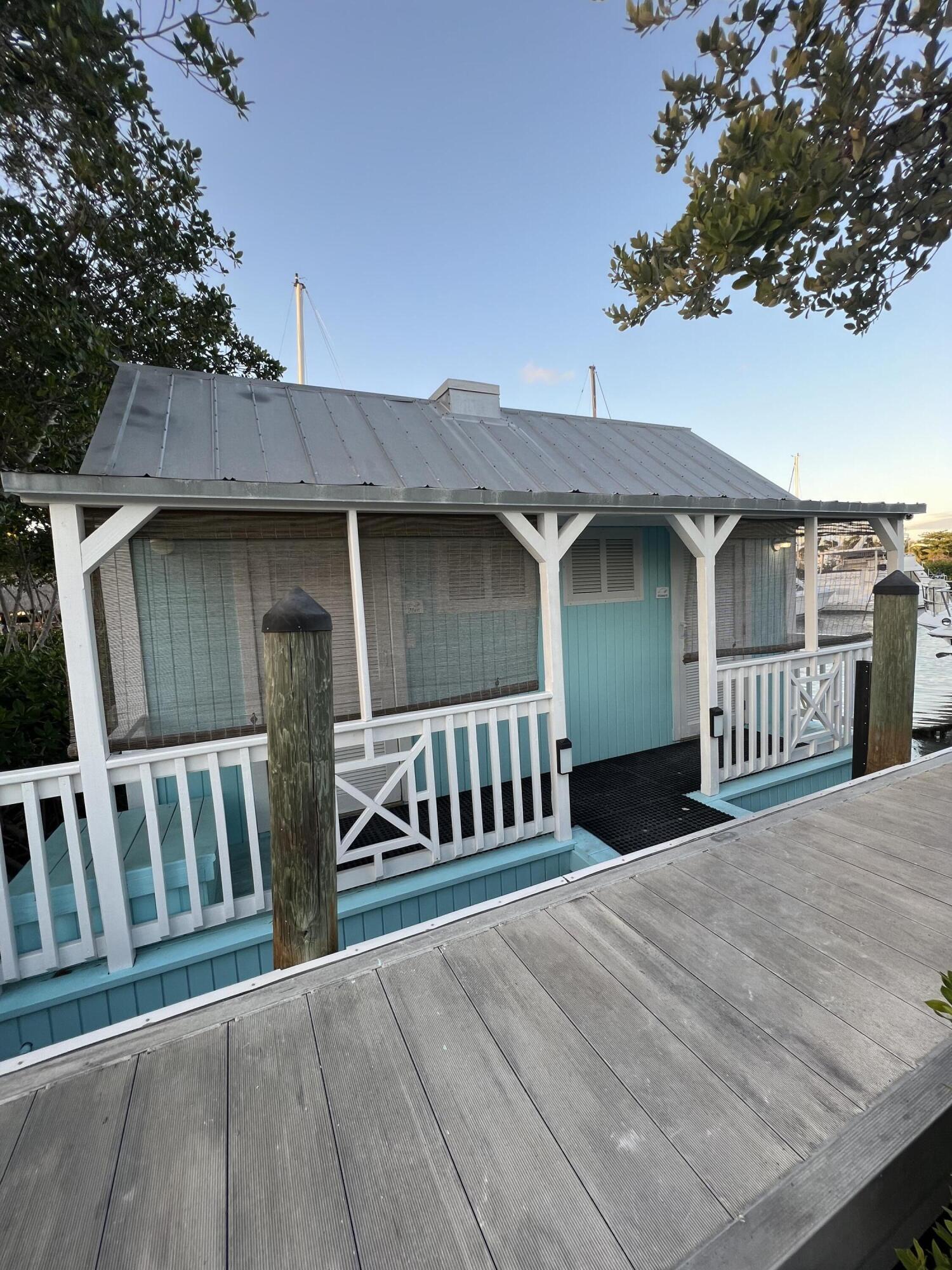 100 Morris Morris Lane Unit: B-6