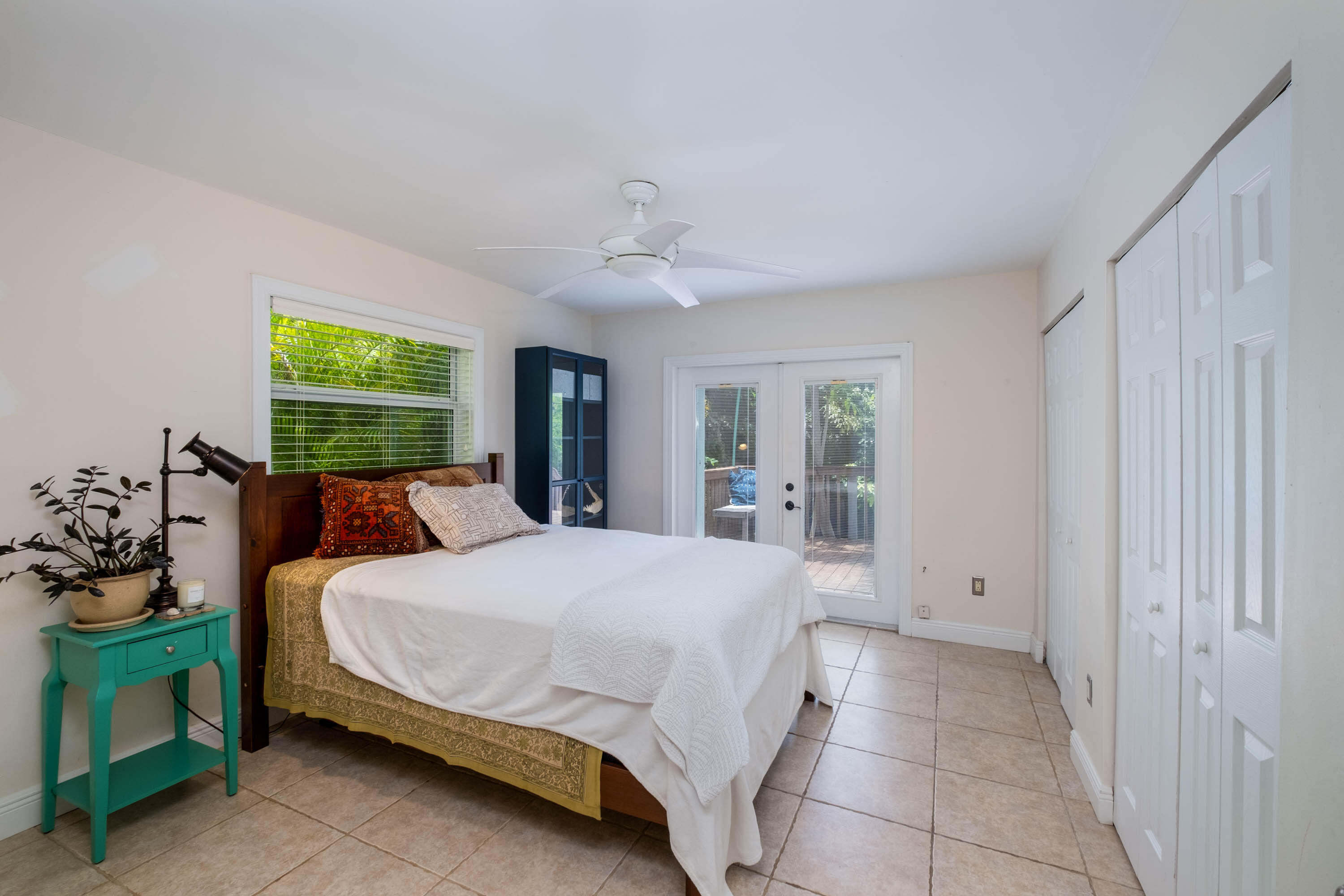 252 Hibiscus Street