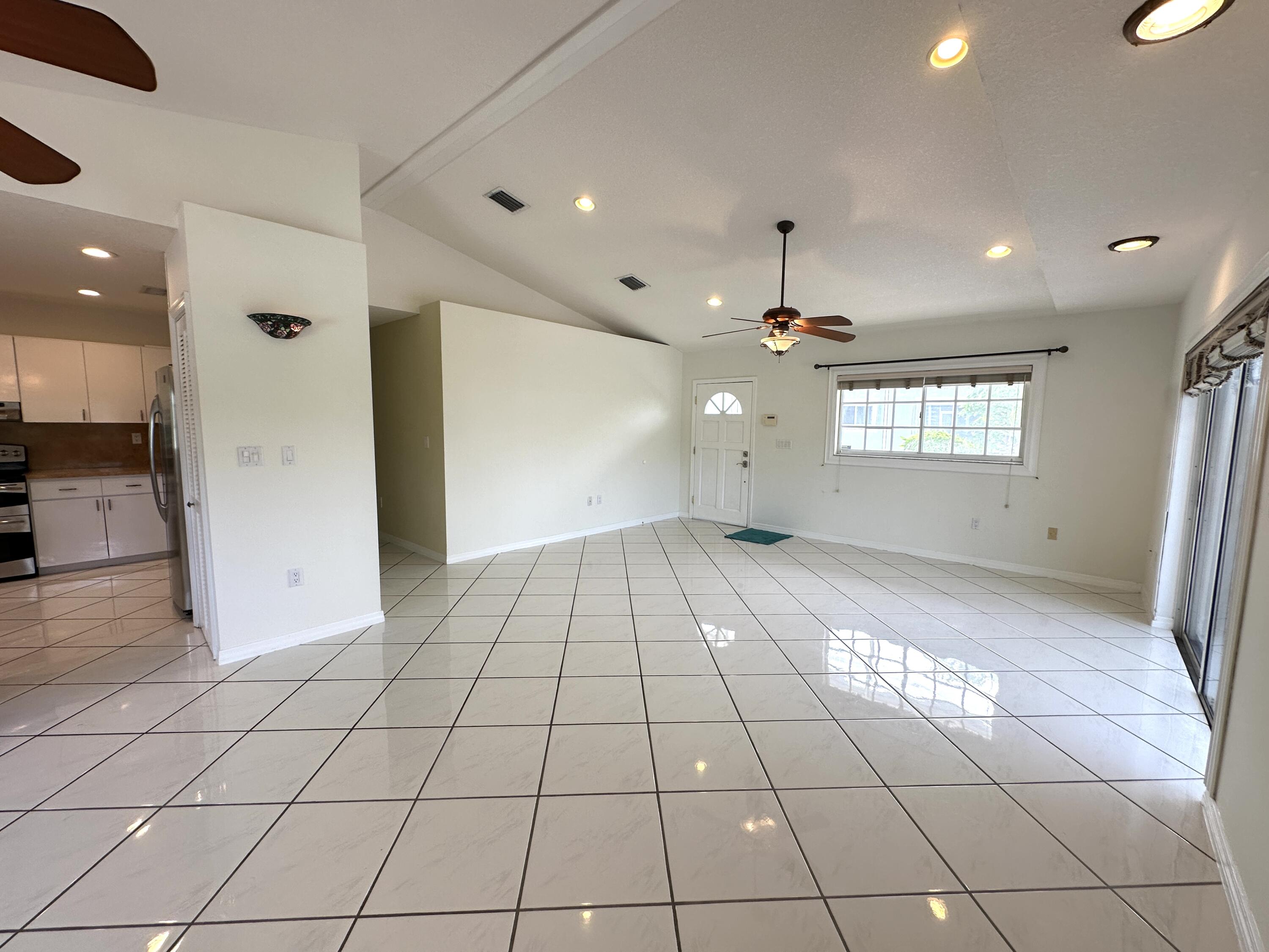 27 Bahama Avenue
