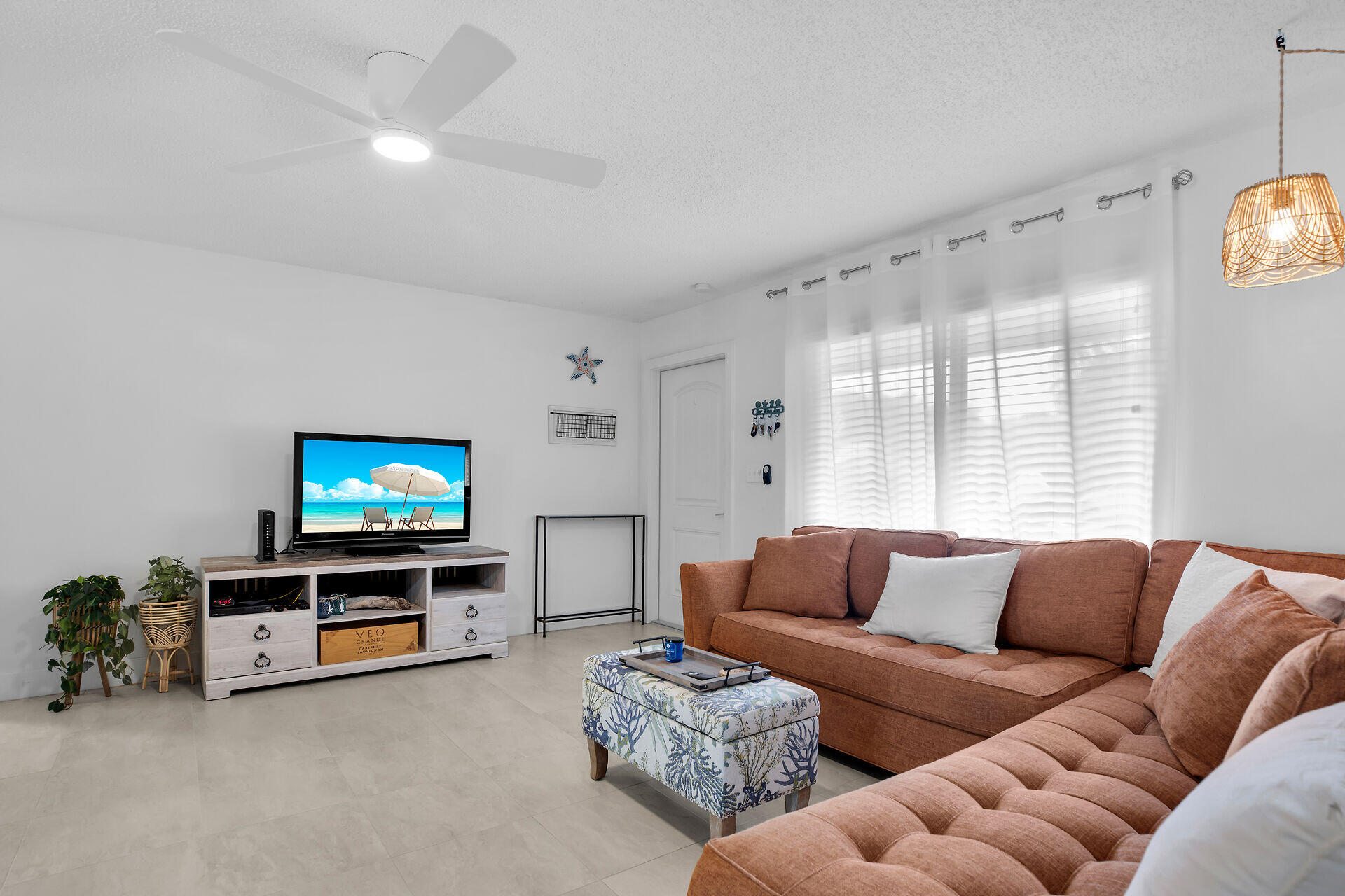 206 2nd Street